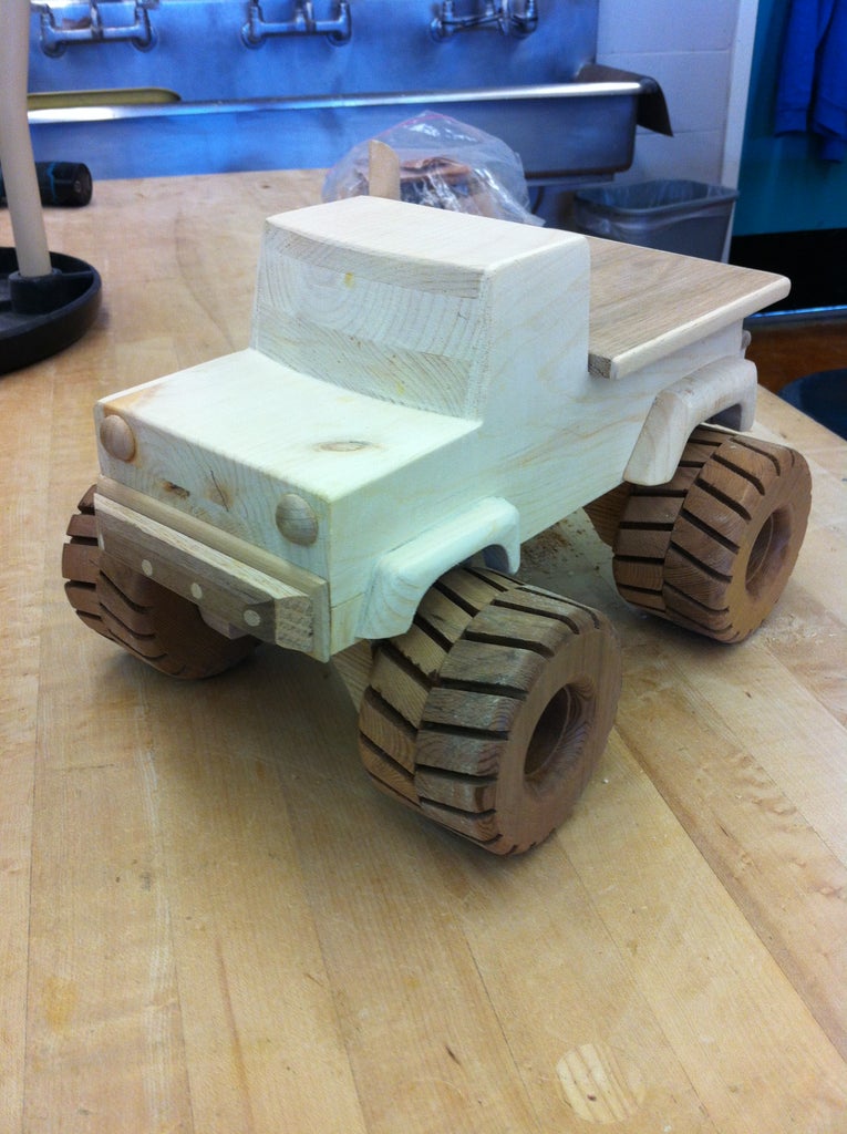 Monster Truck : 4 Steps (with Pictures) - Instructables