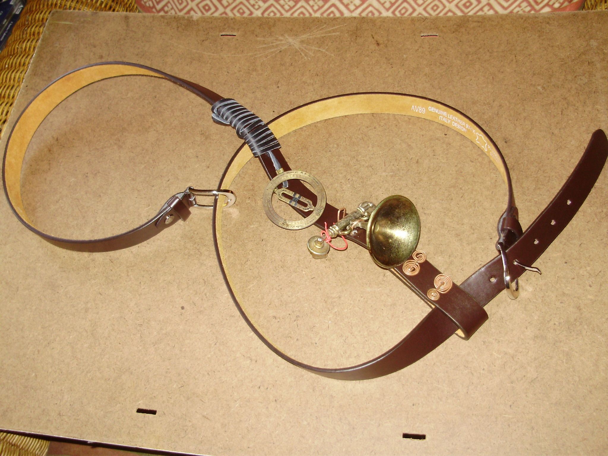 Step-by-step guide for steampunk sam browne belt DIY Project DIY project