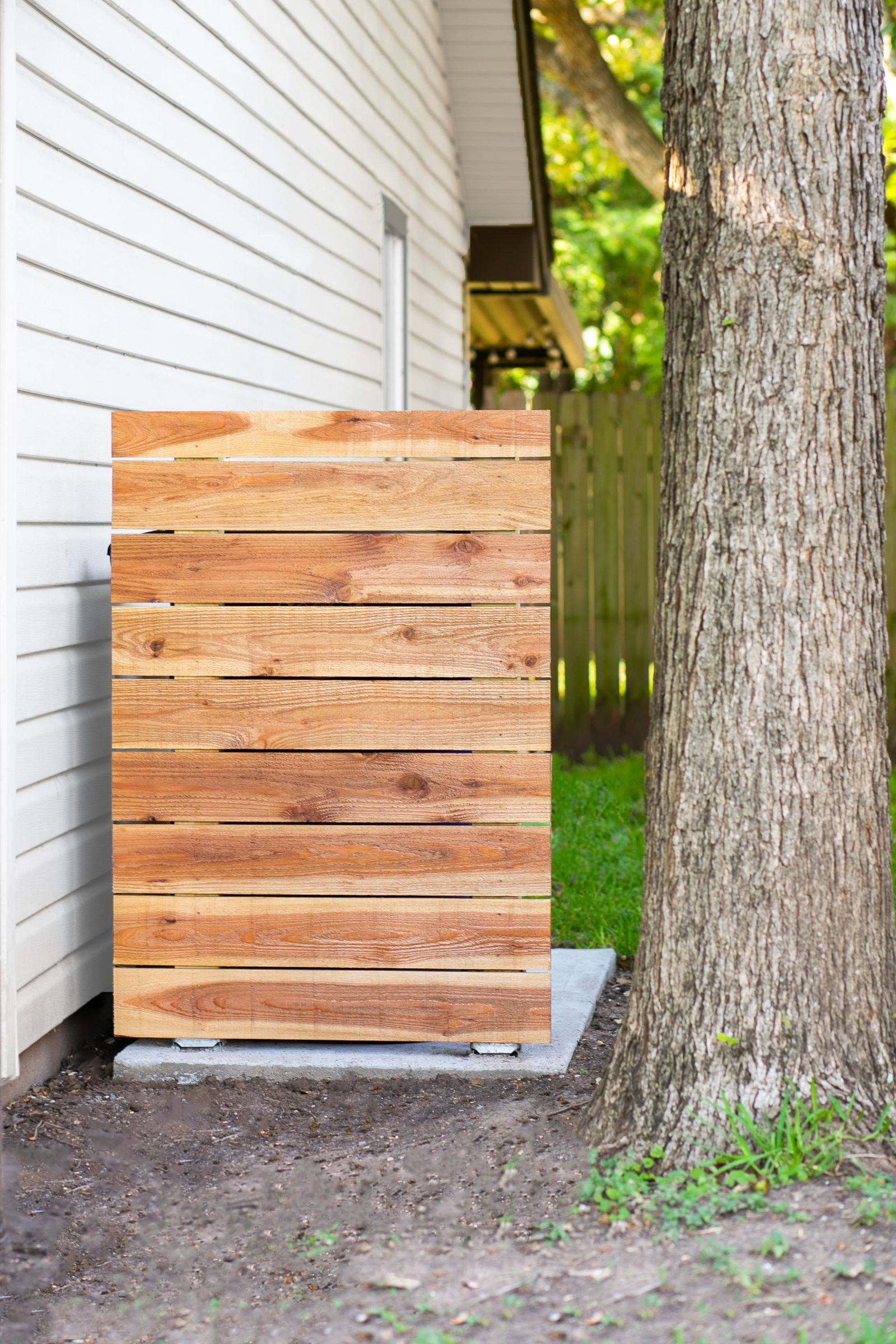 DIY Privacy Fence for Trash Cans (and Other Ugly Stuff) 11 Steps