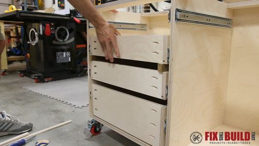 Mobile Tool Stand With Storage : 6 Steps (with Pictures) - Instructables