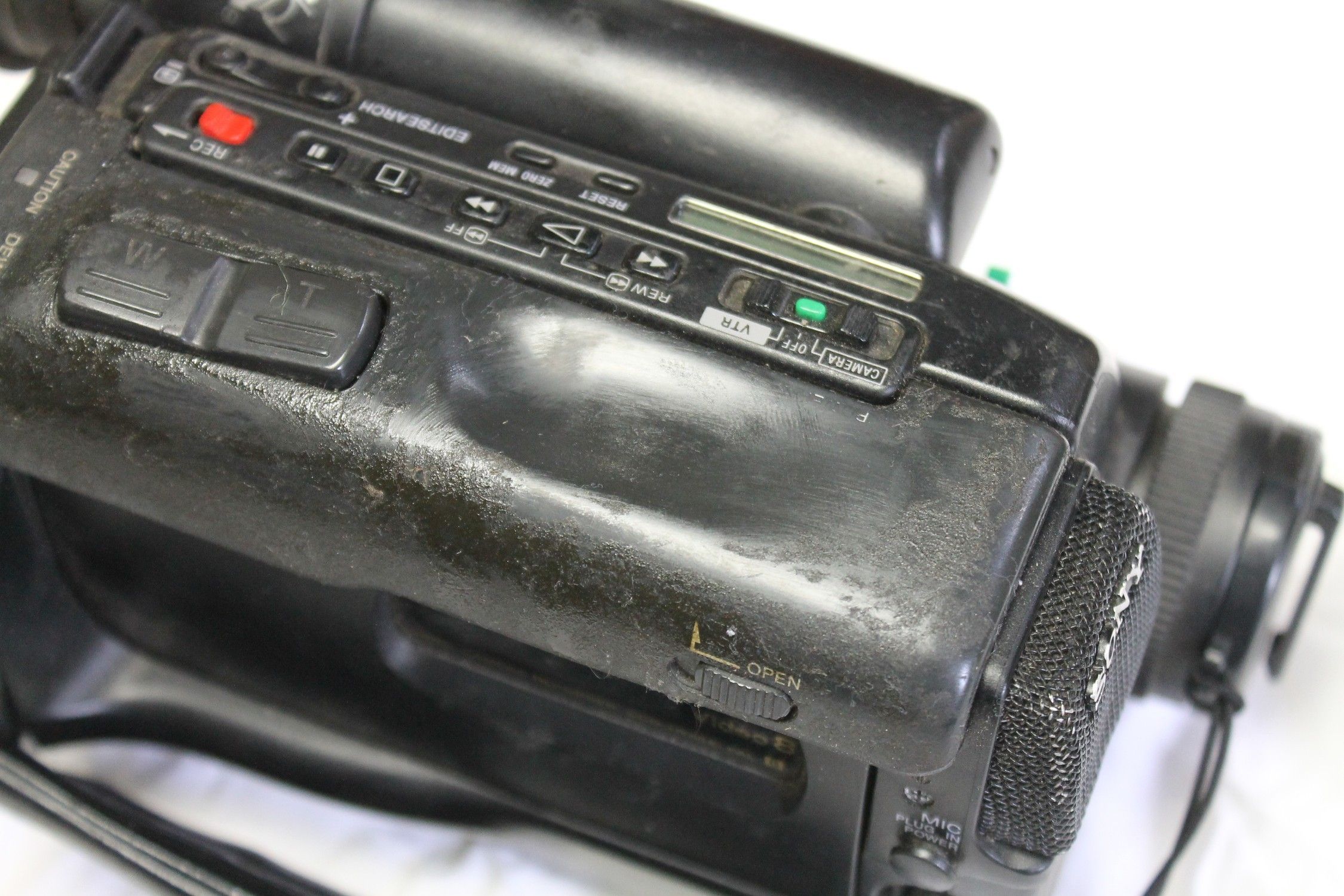 How to Clean Sticky Rubber 4 Steps (with Pictures) Instructables