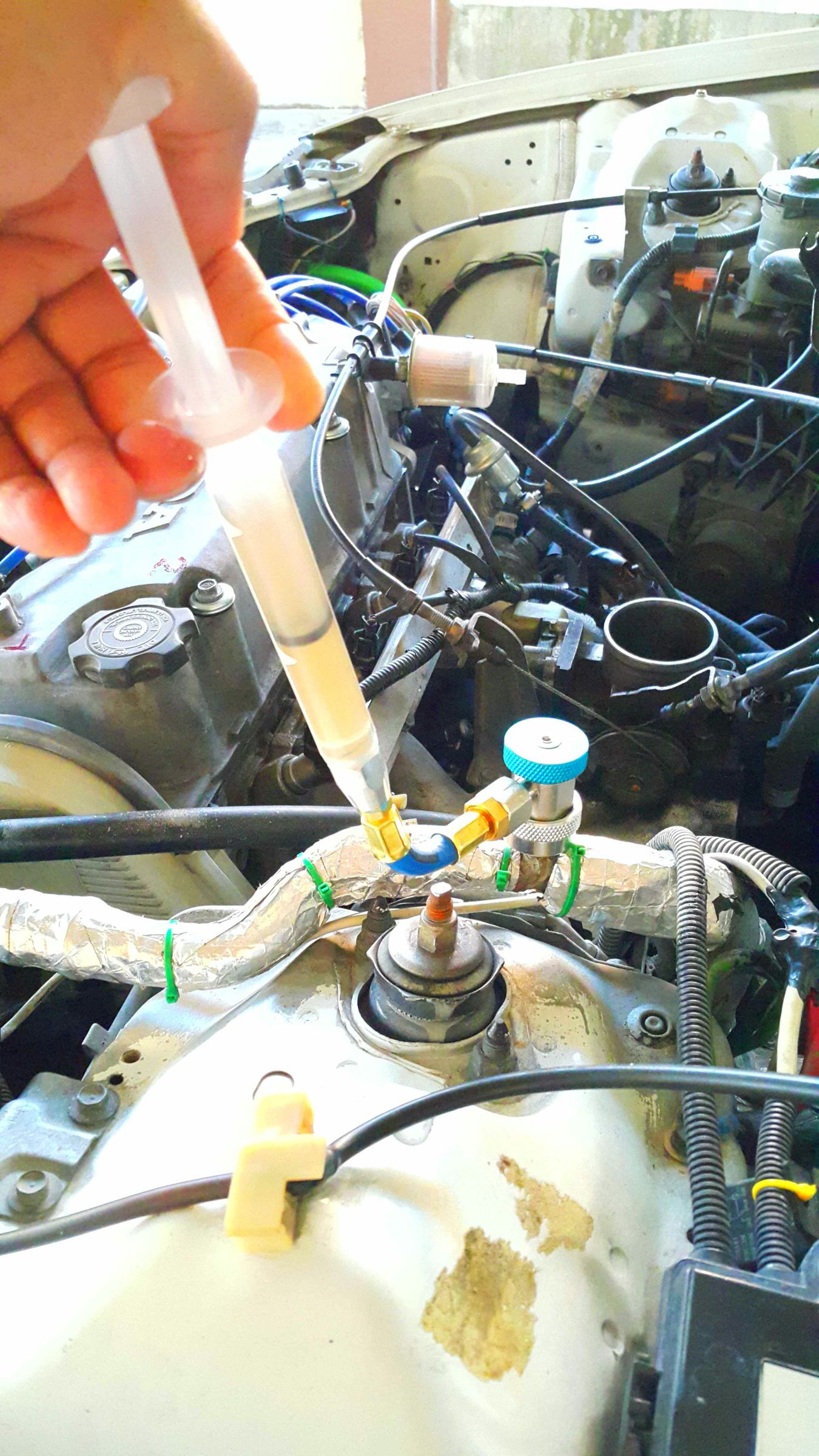 Fixing a Vibrating and Noisy Car AC Compressor. 5 Steps Instructables