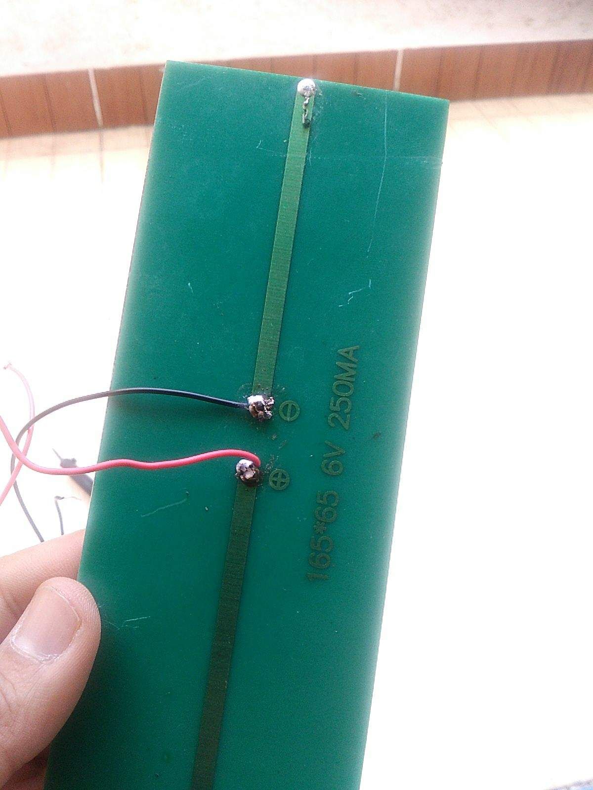 5 Minutes Solar Mobile Phone Charger 3 Steps Instructables