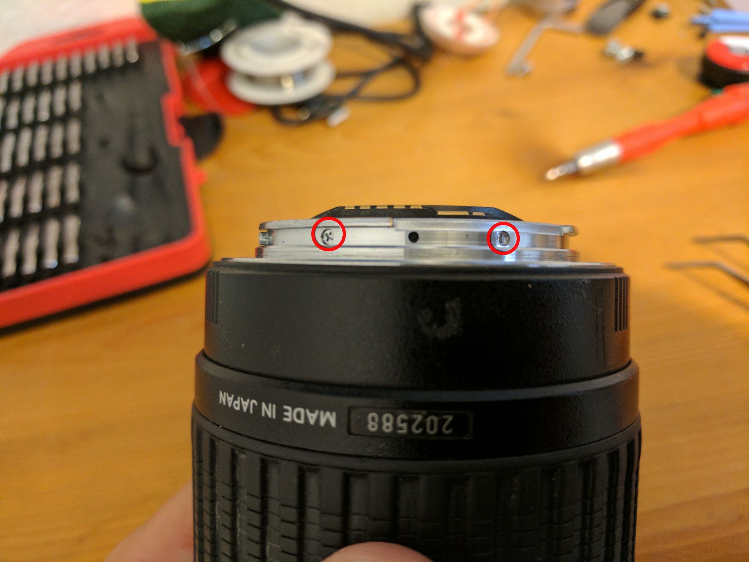 How to Fix Stuck Zoom Ring on a Tamron 1750 2.8 Non VC Canon Lens 7