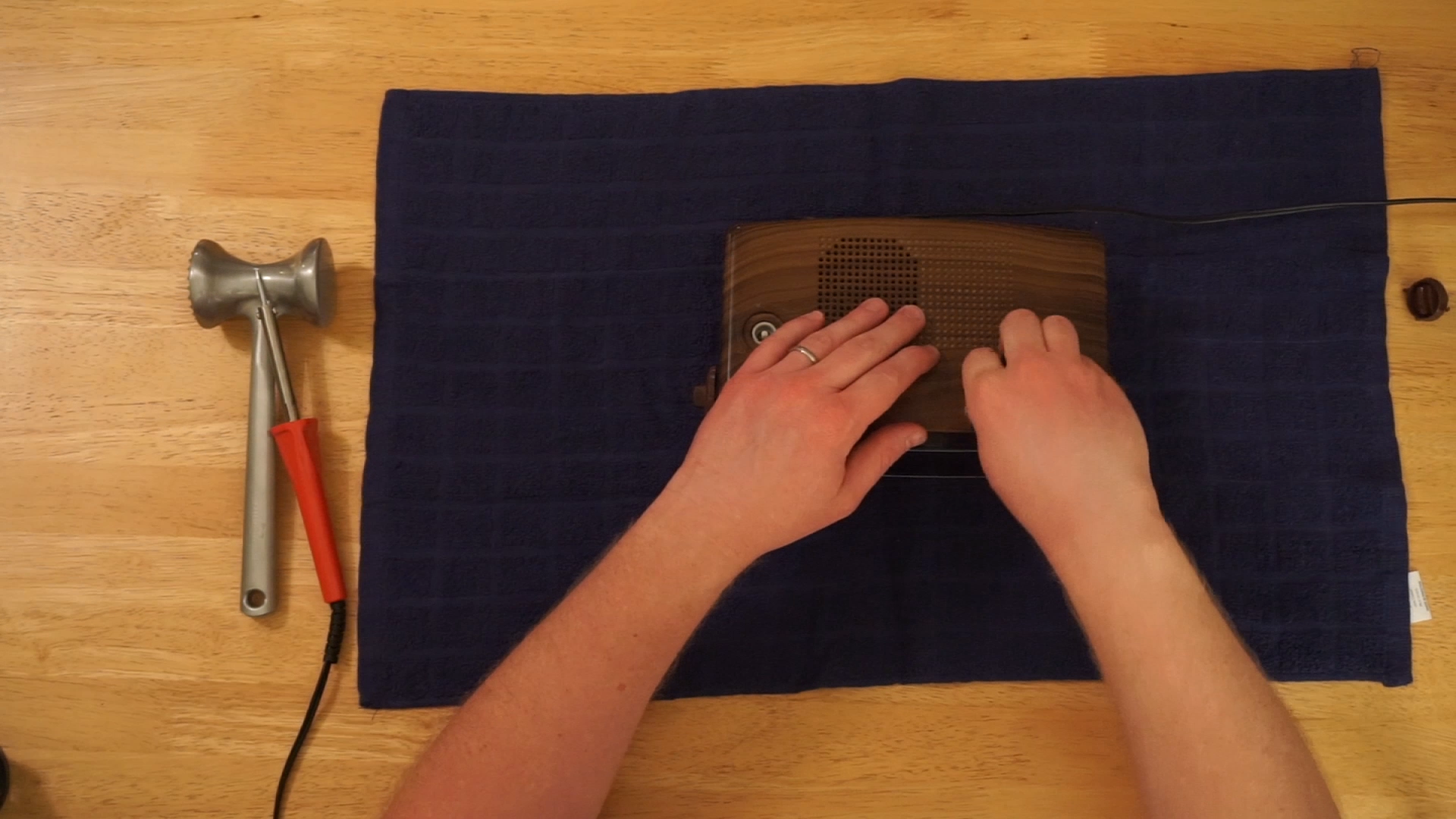 Flip Clock Repair (Panasonic RC6030) 6 Steps (with Pictures