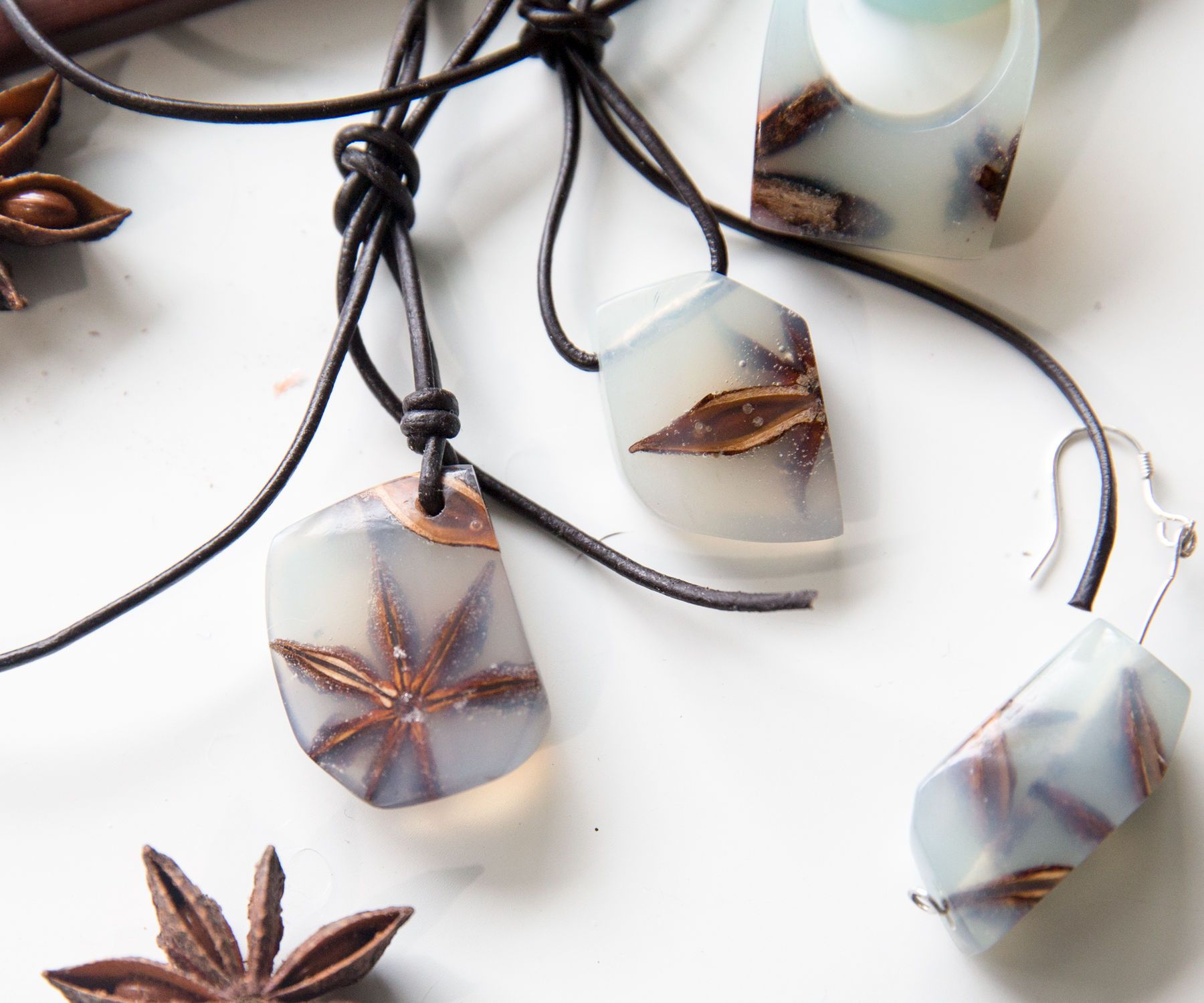 Resin and Star Anise Jewlery Set