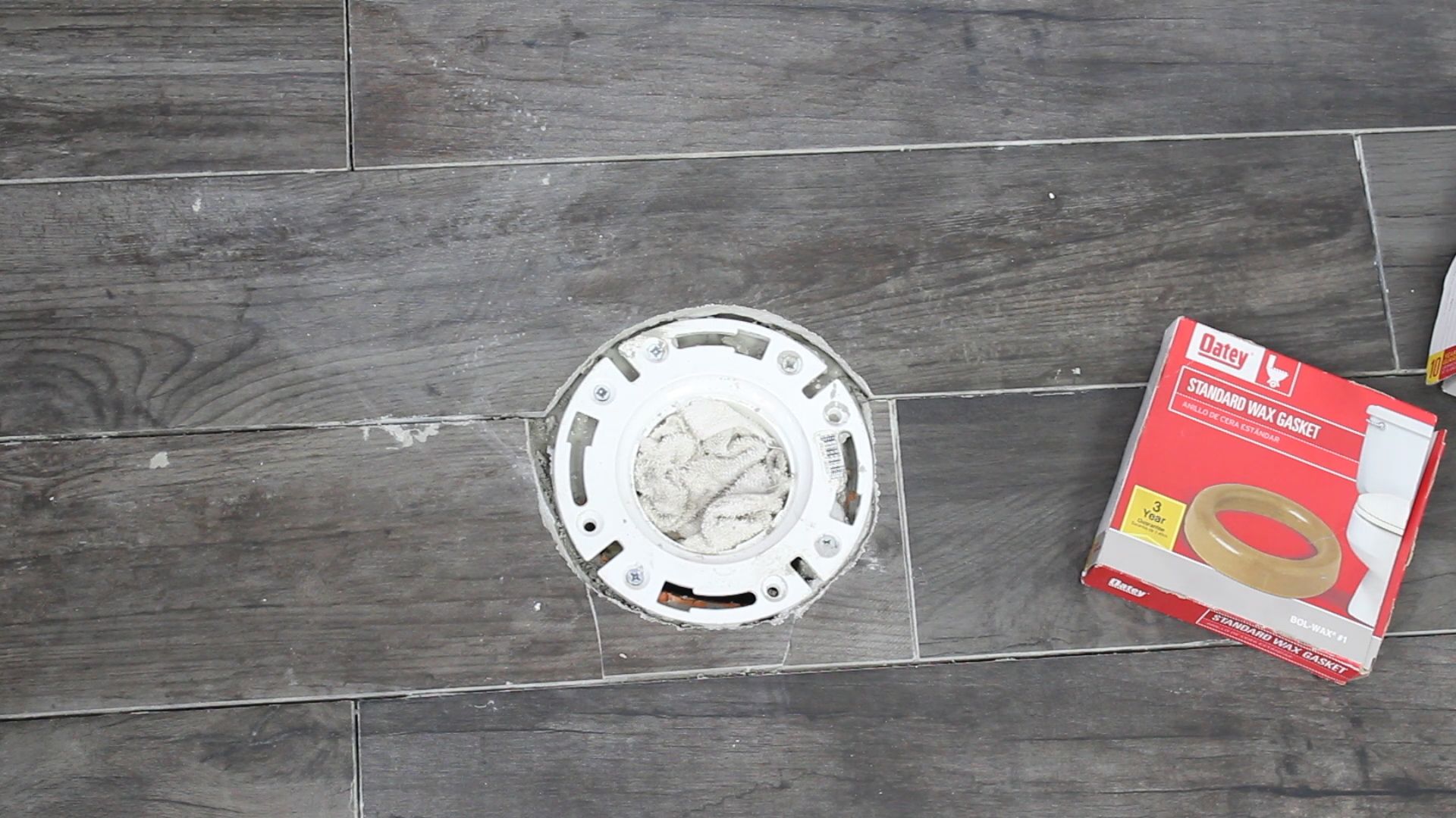 How to Fix a Leaking Toilet Bowl 10 Steps (with Pictures) Instructables