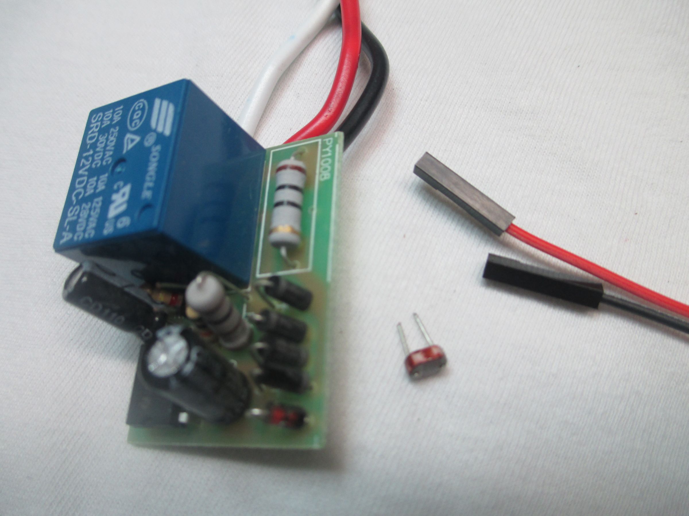 DC Low Voltage LIght Sensor Switch 8 Steps (with Pictures