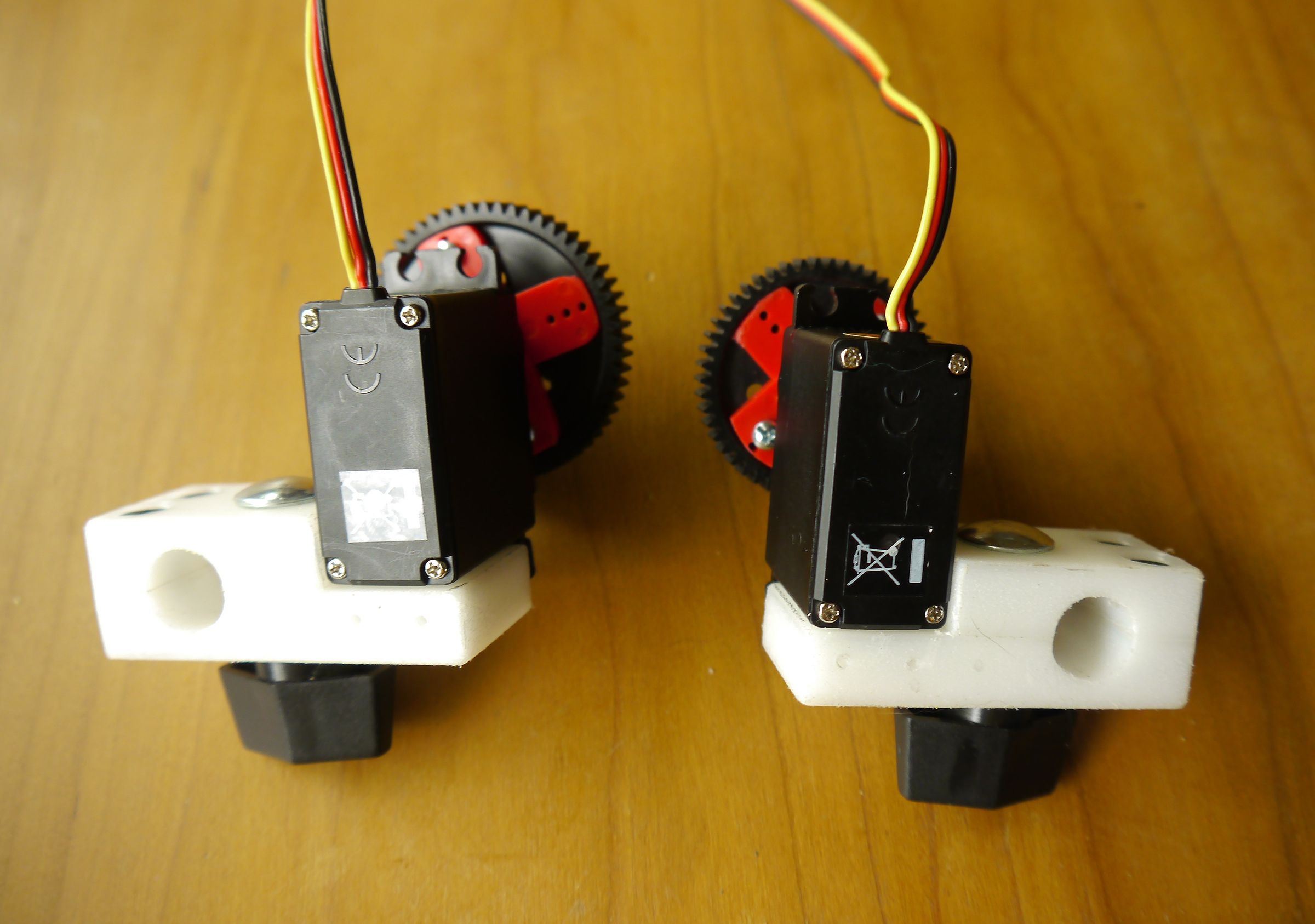 Arduino Lens Controller Synchronized Zoom/Focus With Wii Classic