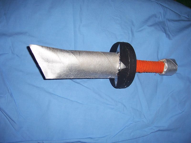 Make a Cardboard Short Sword/dagger. 7 Steps (with Pictures