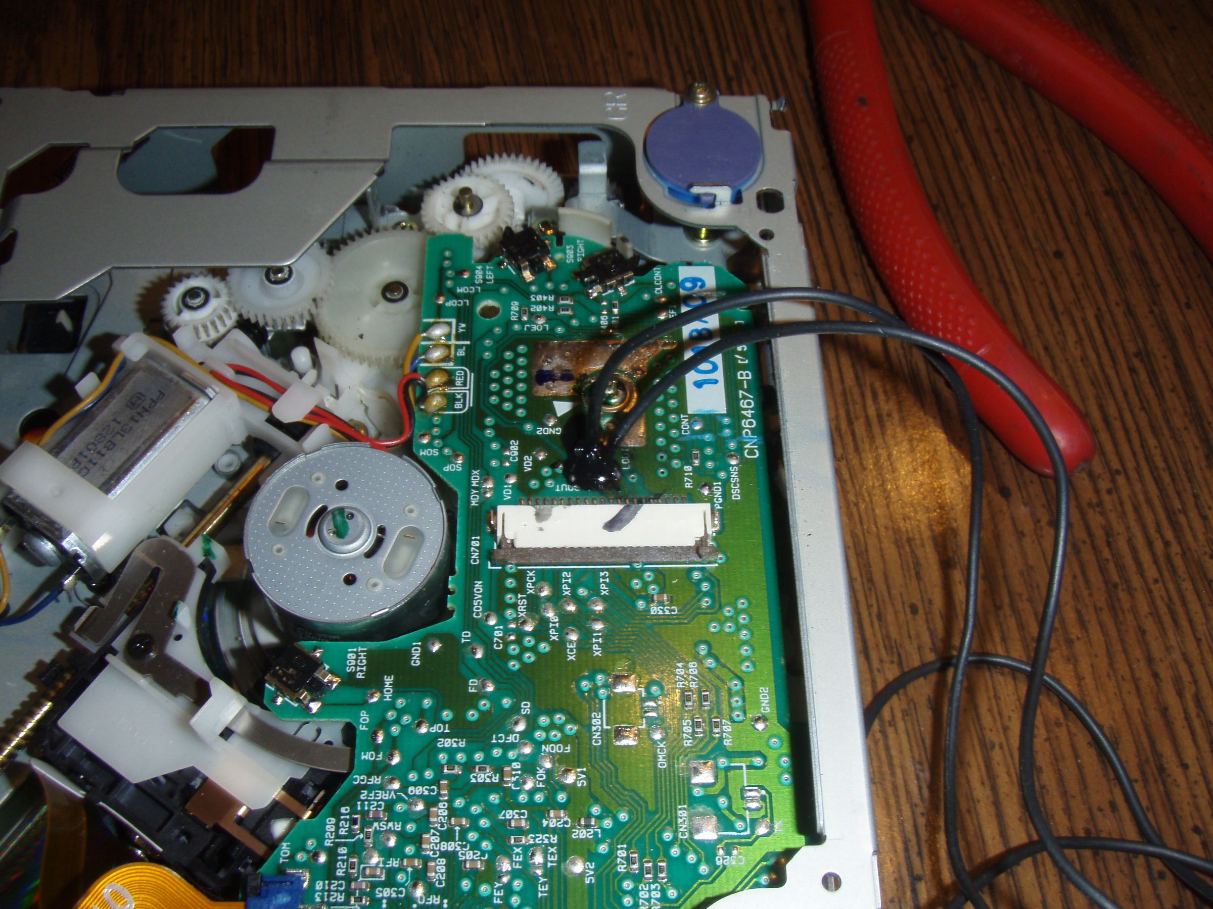 MP3 Player "input" for Car Stereo. 8 Steps Instructables