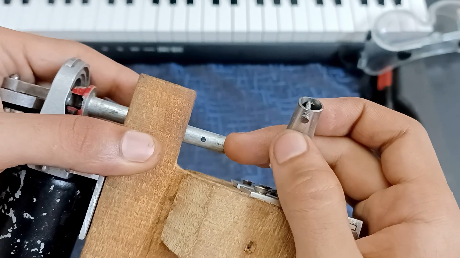 Jigsaw Out of Scrap Materials.... 10 Steps Instructables