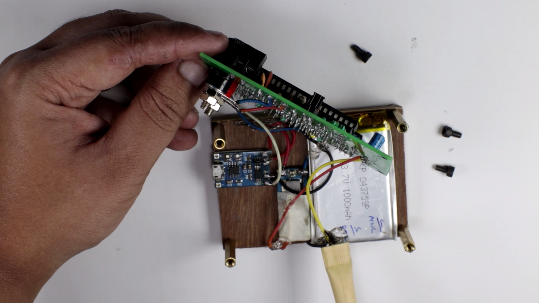 Rechargeable Digital Voltmeter Using ICL7107 ADC : 7 Steps (with ...
