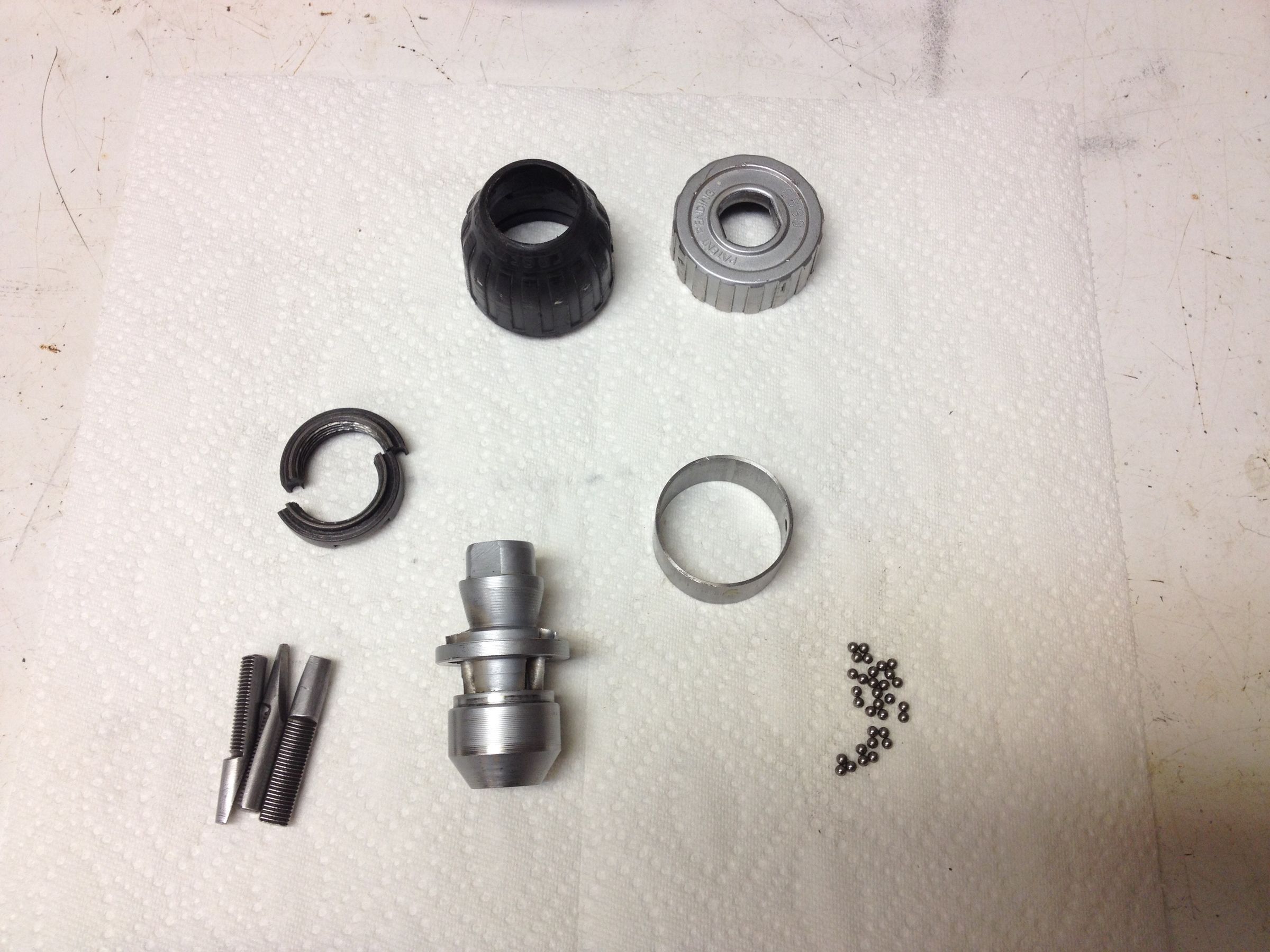 Disassemble a Keyless Drill Chuck 