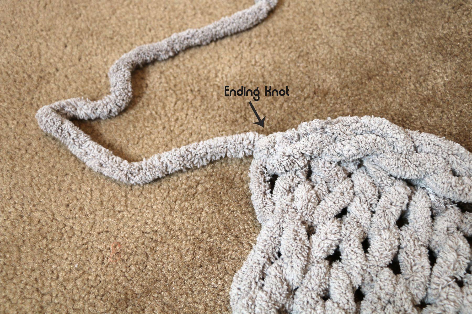 Easy Chunky HandKnitted Blanket in One Hour 9 Steps (with Pictures