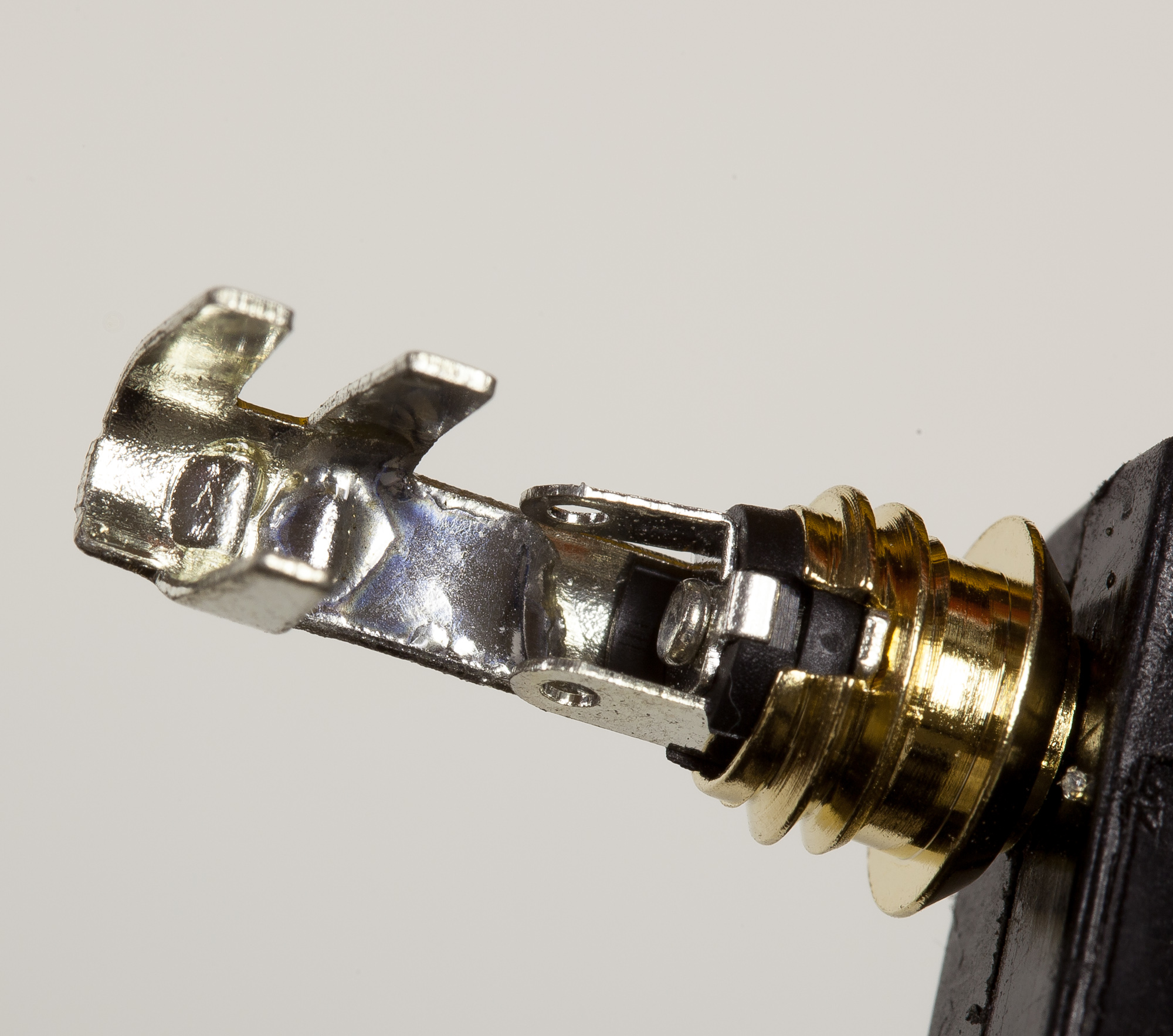 Quality DIY Headphone Cable Replacement 5 Steps Instructables