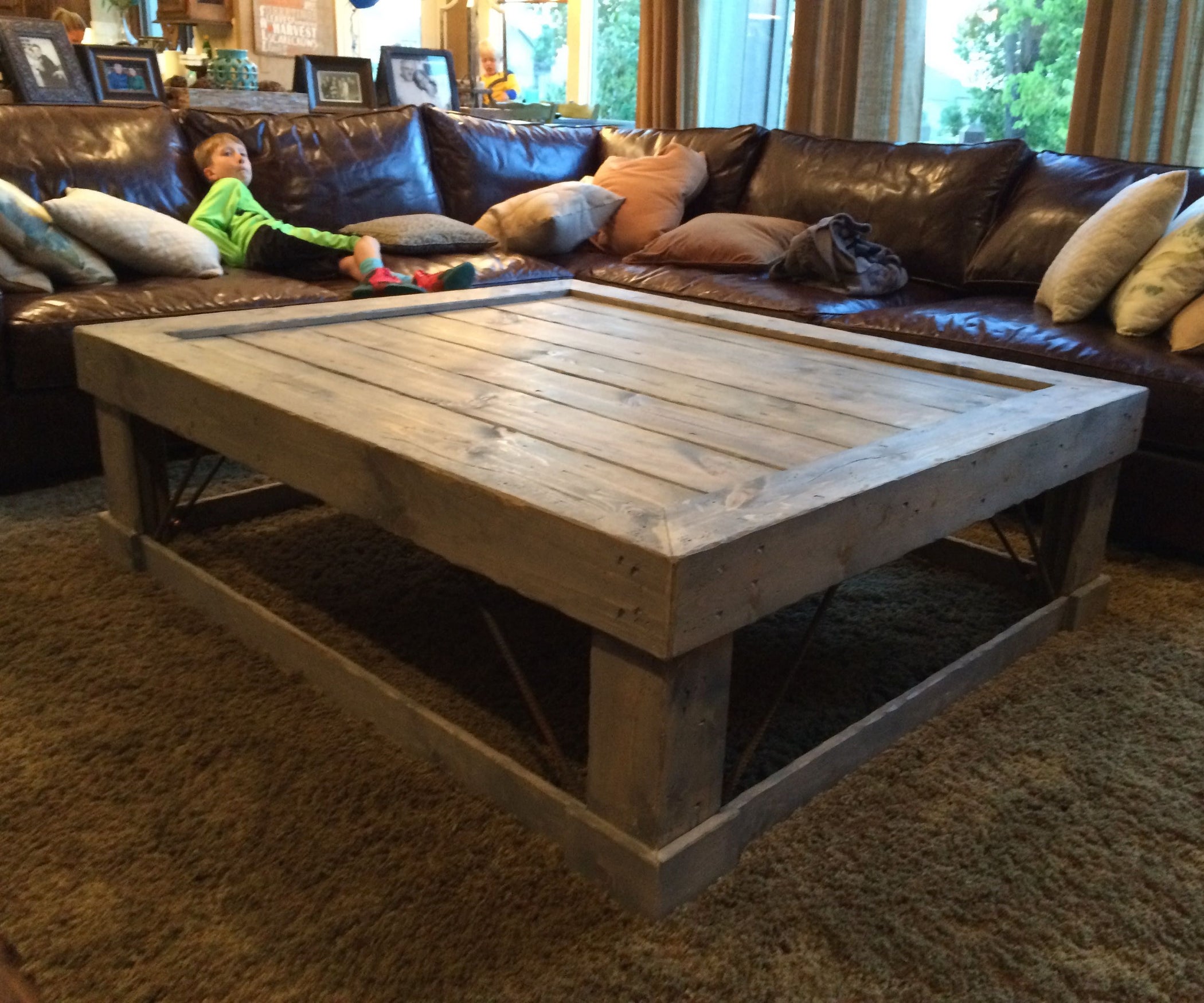 Rustic Table : 8 Steps (with Pictures) - Instructables