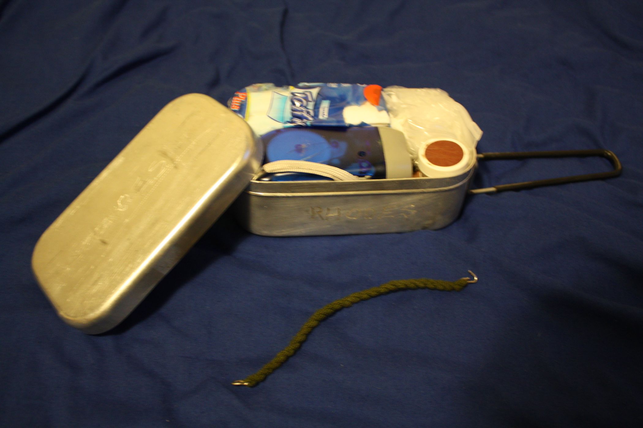 MiniMess Tin Survival Tin. 3 Steps Instructables