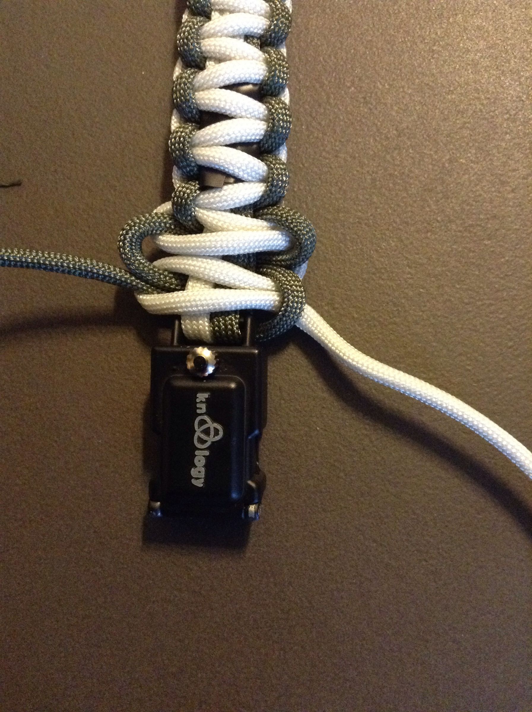 Paracord Fishing Bracelet 8 Steps Instructables