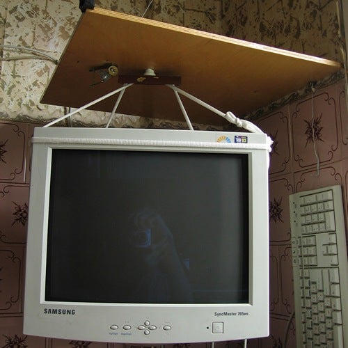 Wall Mount for CRT Monitor Instructables
