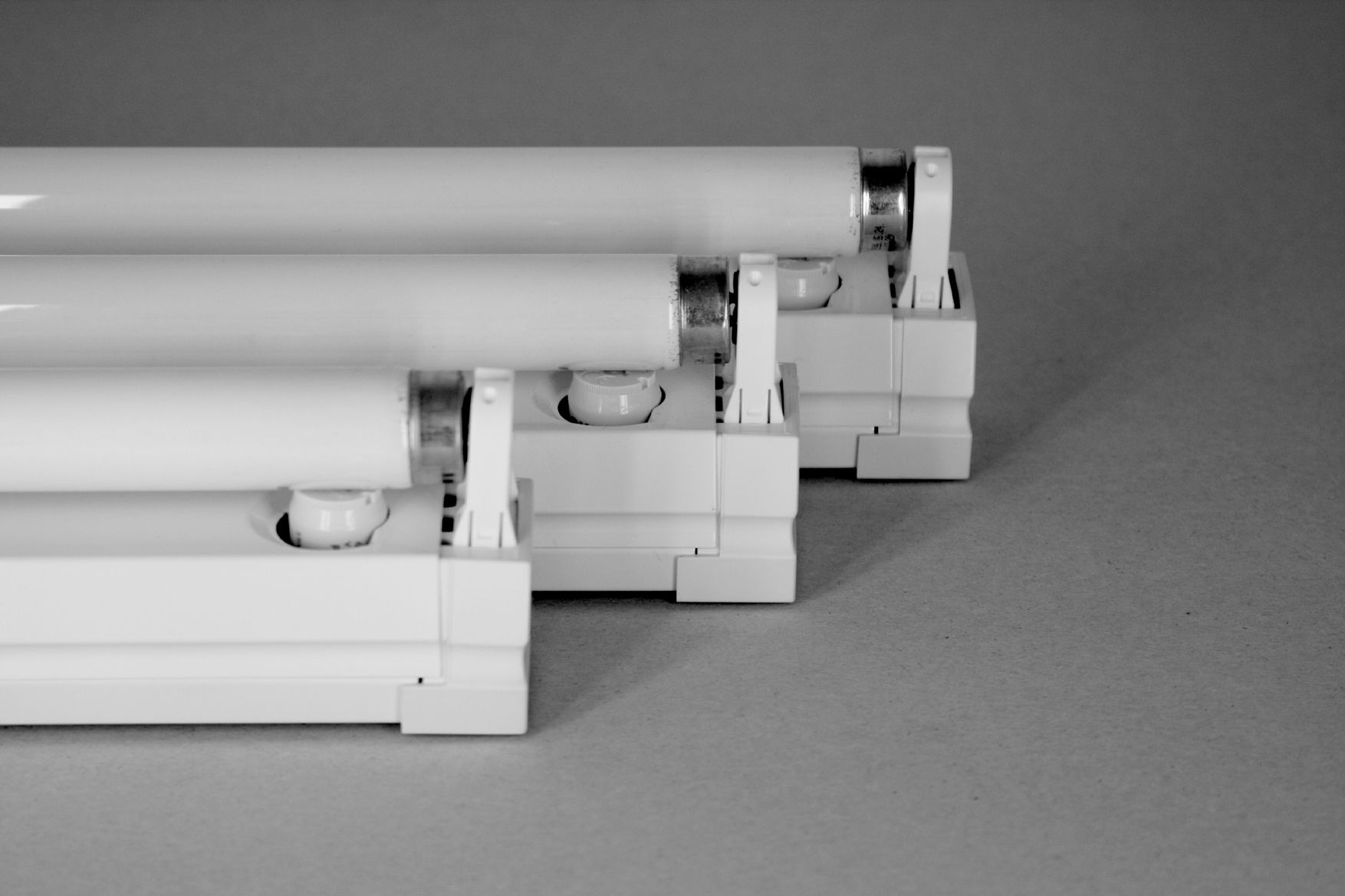 FLUORESCENT FLOOR LAMP 9 Steps (with Pictures) Instructables