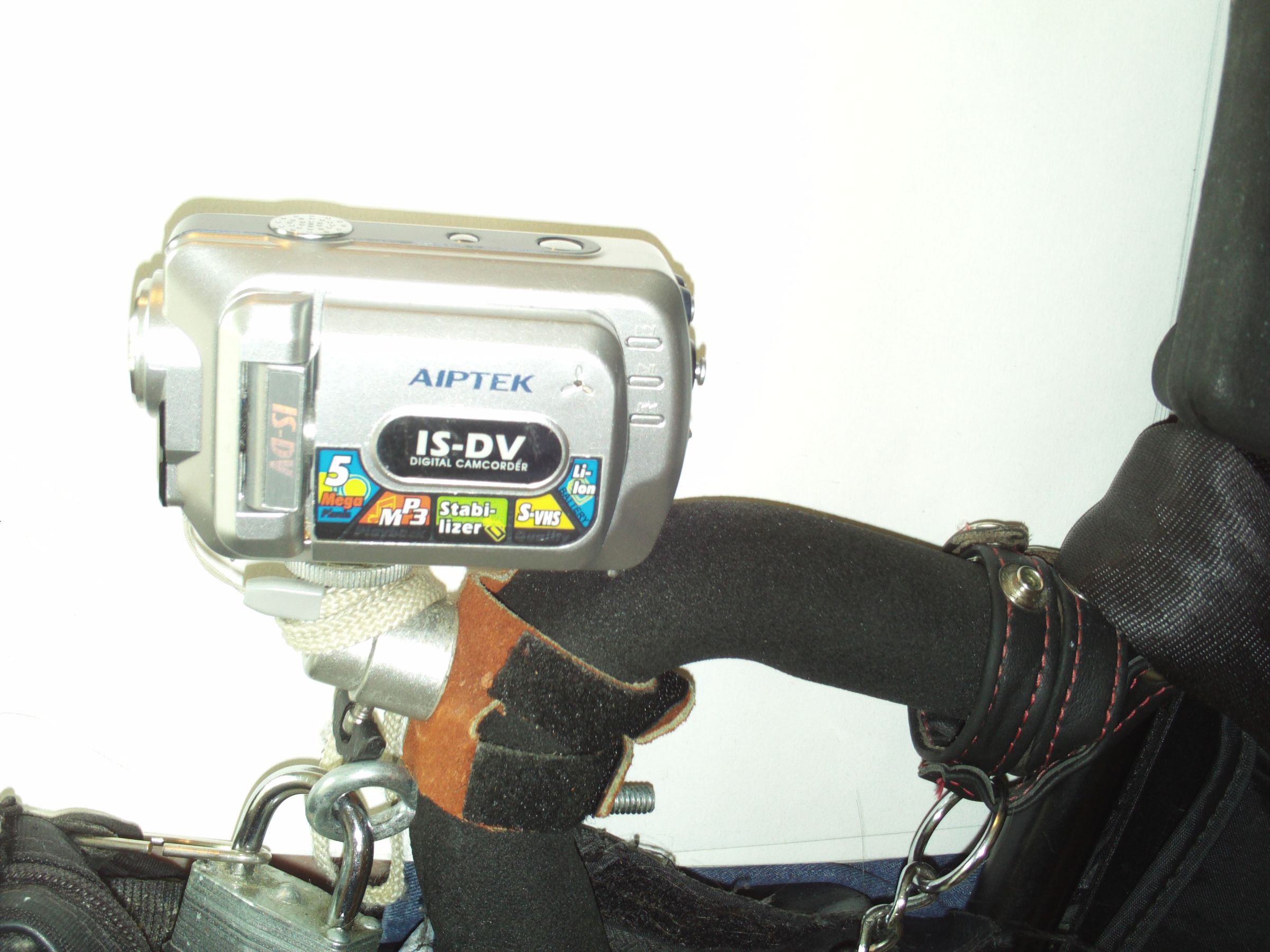 Hands Free Camera Mount for Wheelchairs, Bikes, Wrist, and More! 9 Steps (with Pictures
