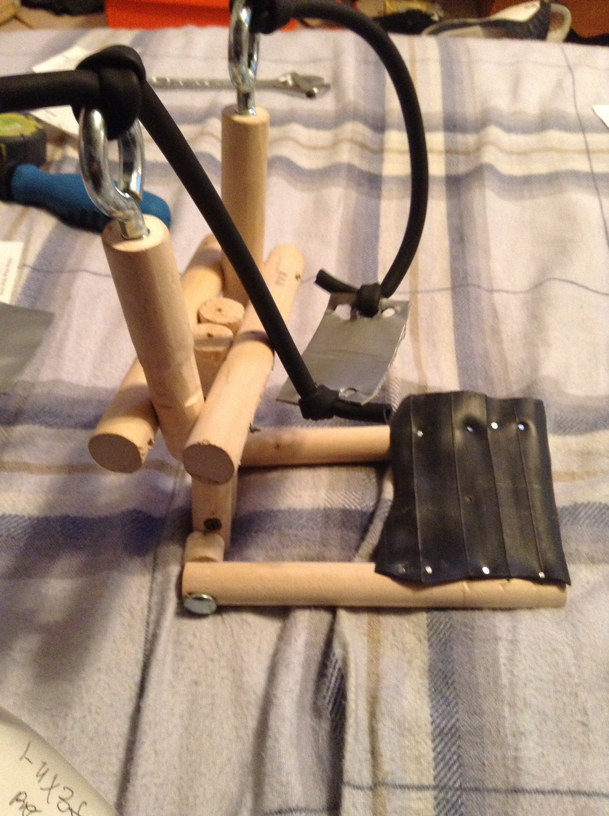 Wrist Rocket Slingshot 12 Steps Instructables