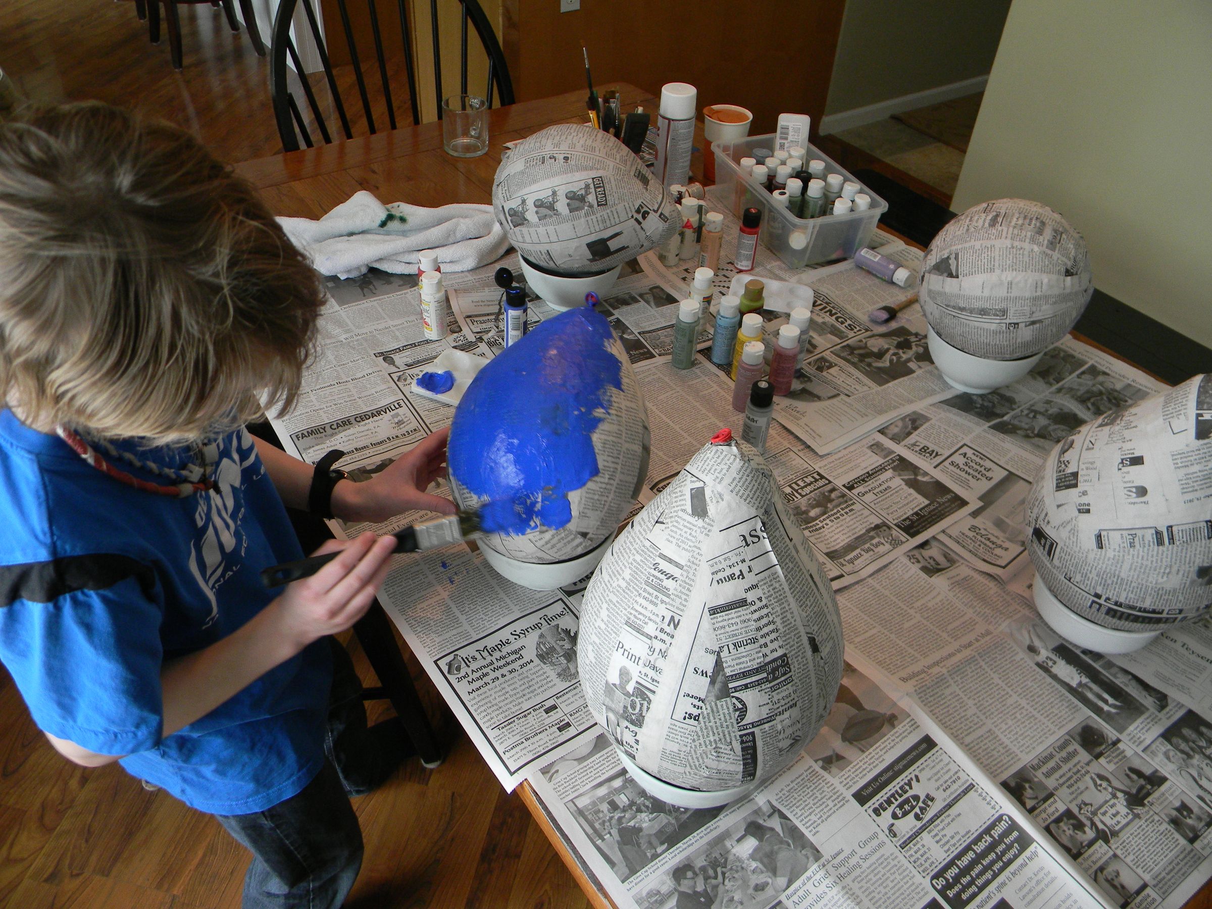 JUMBO PAPER MACHE EGGS 12 Steps (with Pictures) Instructables