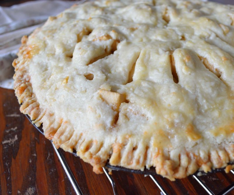 Double-cheddar Apple Pie