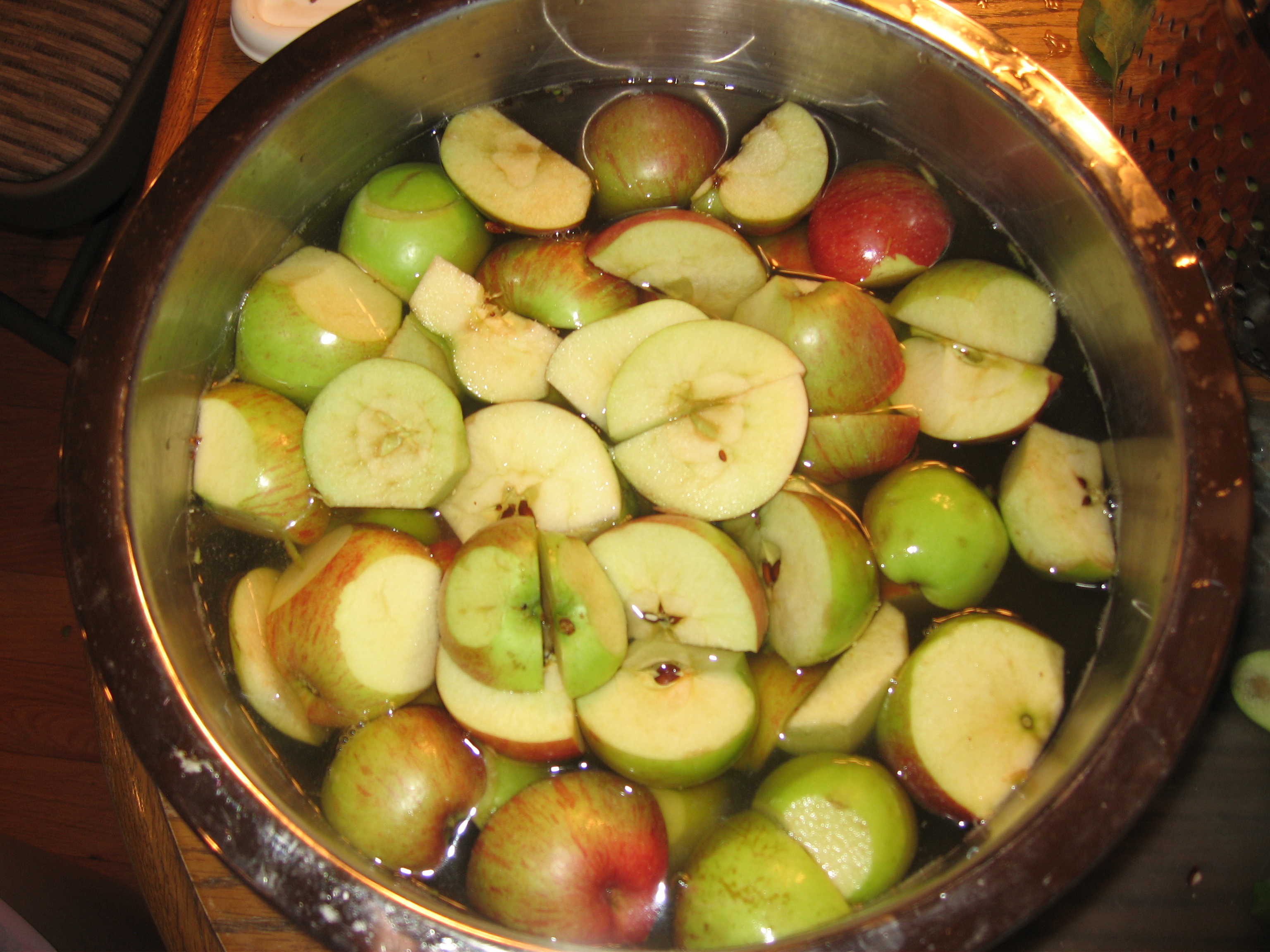 How to Make Homemade Applesauce With a Food Mill 5 Steps Instructables