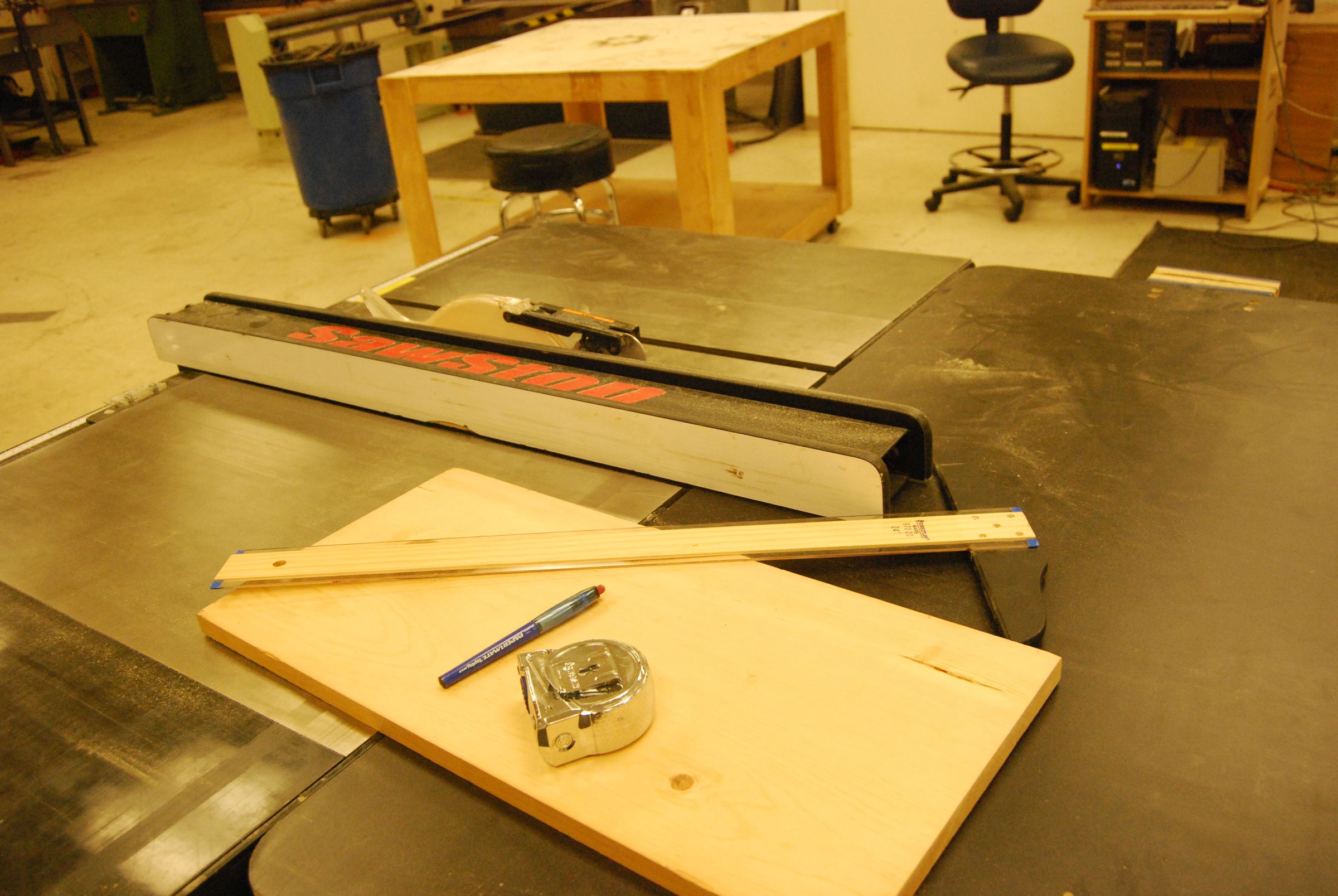 how to make a push arm for the table saw DIY Project DIY Project Image
