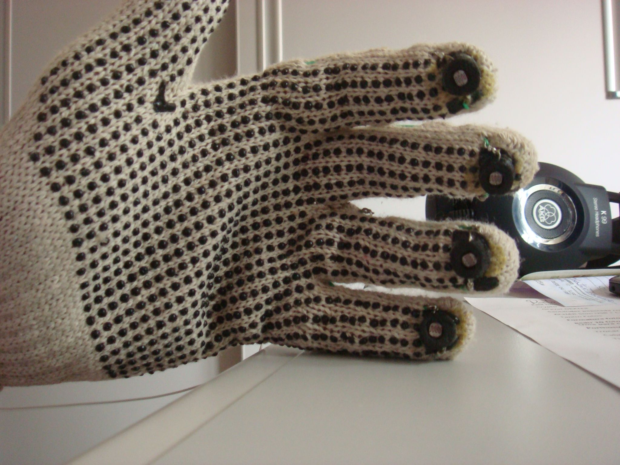 DIY guide for Drumming MIDI Glove using Arduino and light sensors with step-by-step instructions