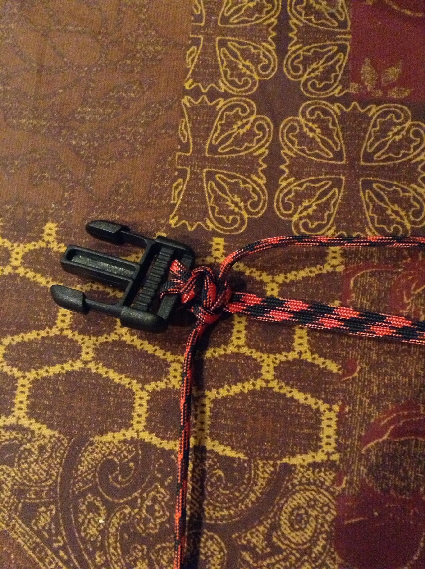 How to Make a Paracord Dog Collar 9 Steps Instructables