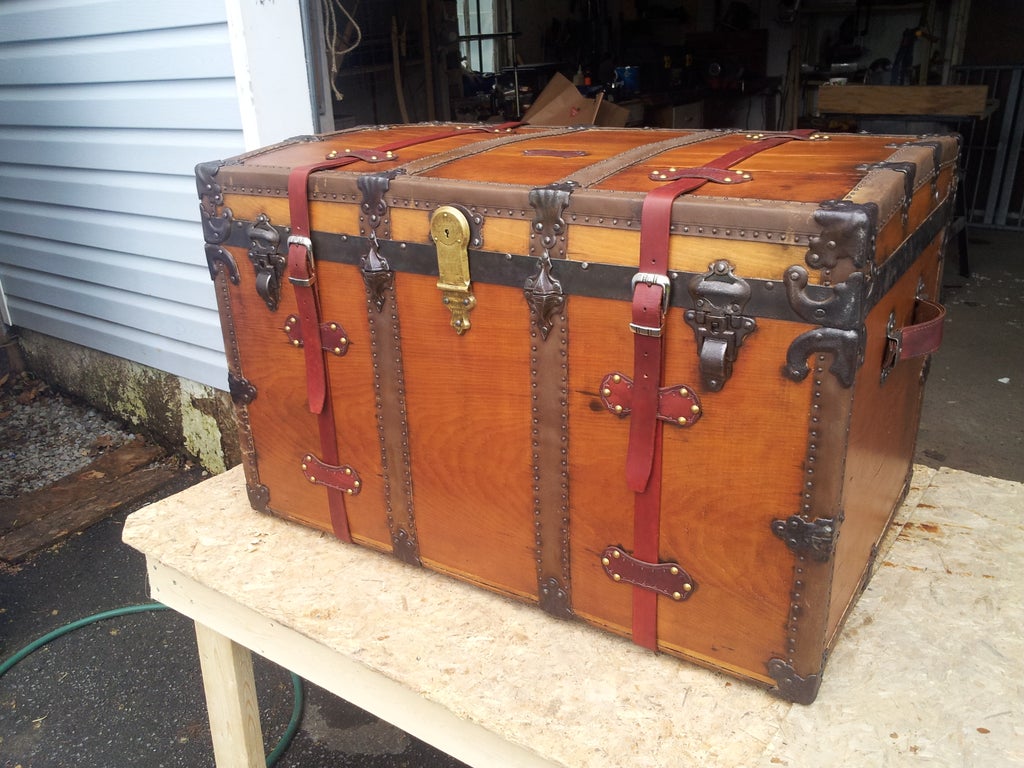 Restoring A Vintage Steamer Trunk : 8 Steps (With Pictures) - Instructables