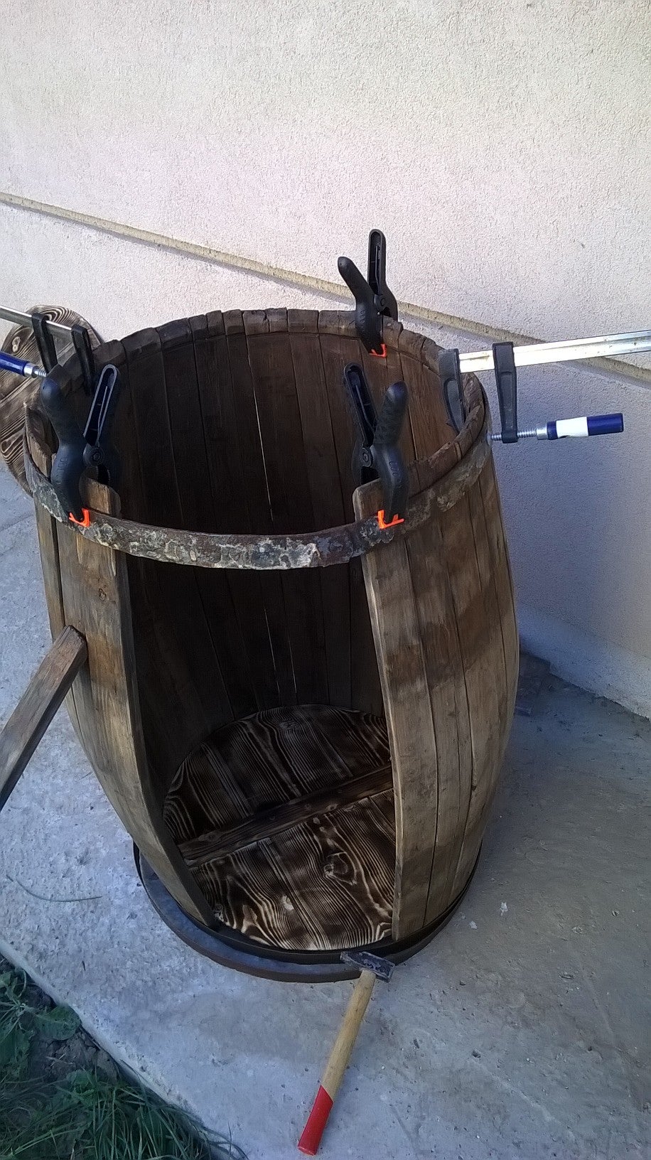 Barrel Chairs 6 Steps Instructables