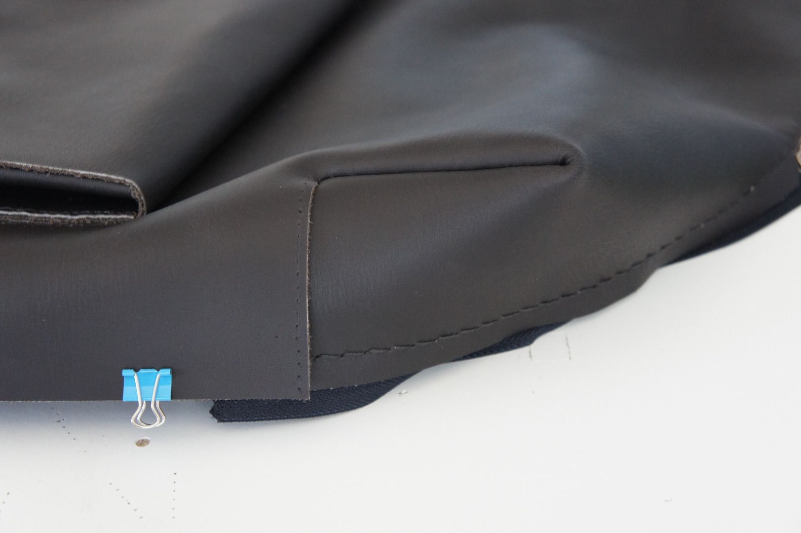 Leather Backpack, Stitchbystitch! 24 Steps (with Pictures