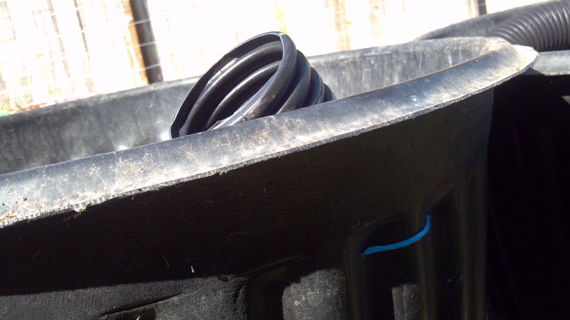 Reservoir Bins Make Gardening Easy 4 Steps (with Pictures