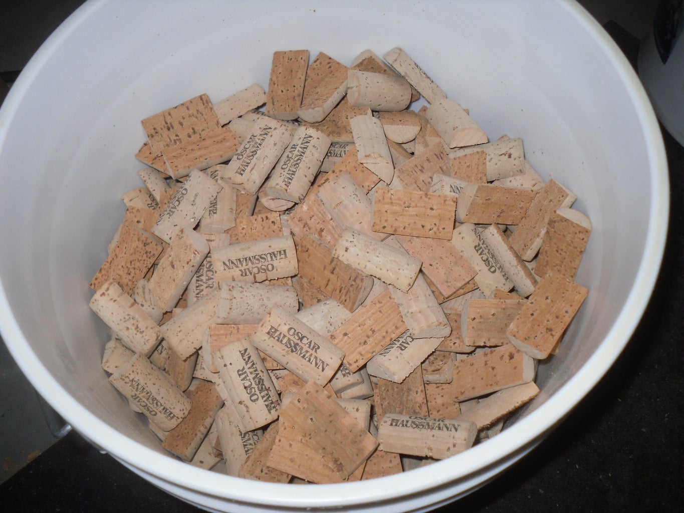 Cut Wine Bottle Corks Quickly And Safely 5 Steps with Pictures cut-wine-bottle-corks-quickly-and-safely-5-steps-with-pictures