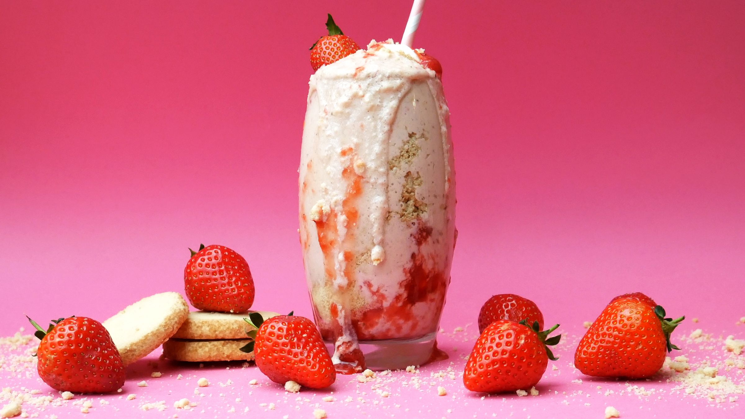 ULTIMATE STRAWBERRY SHORTCAKE MILKSHAKE 3 Steps (with Pictures
