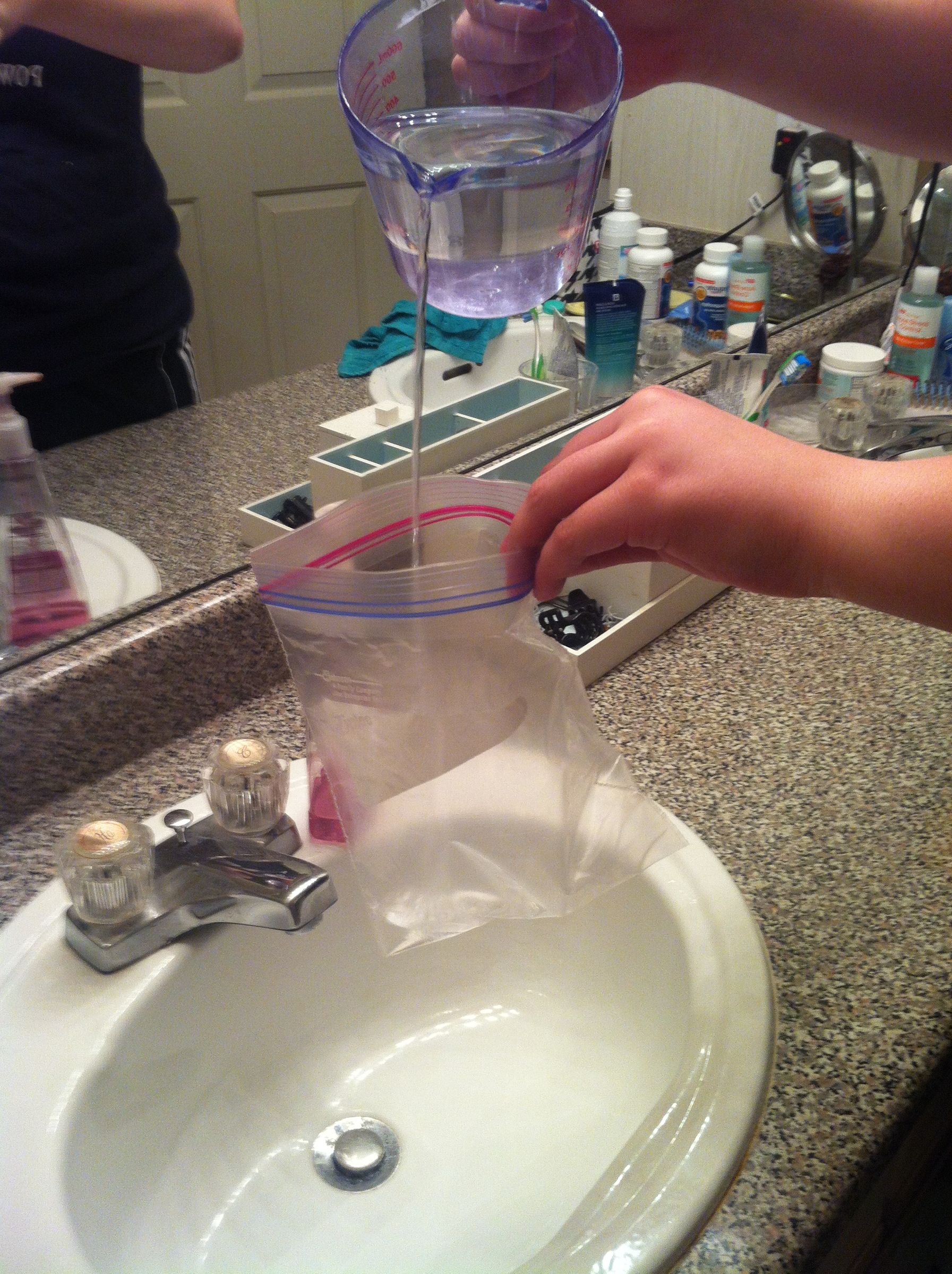 How to Make a Gel Ice Pack 10 Steps Instructables