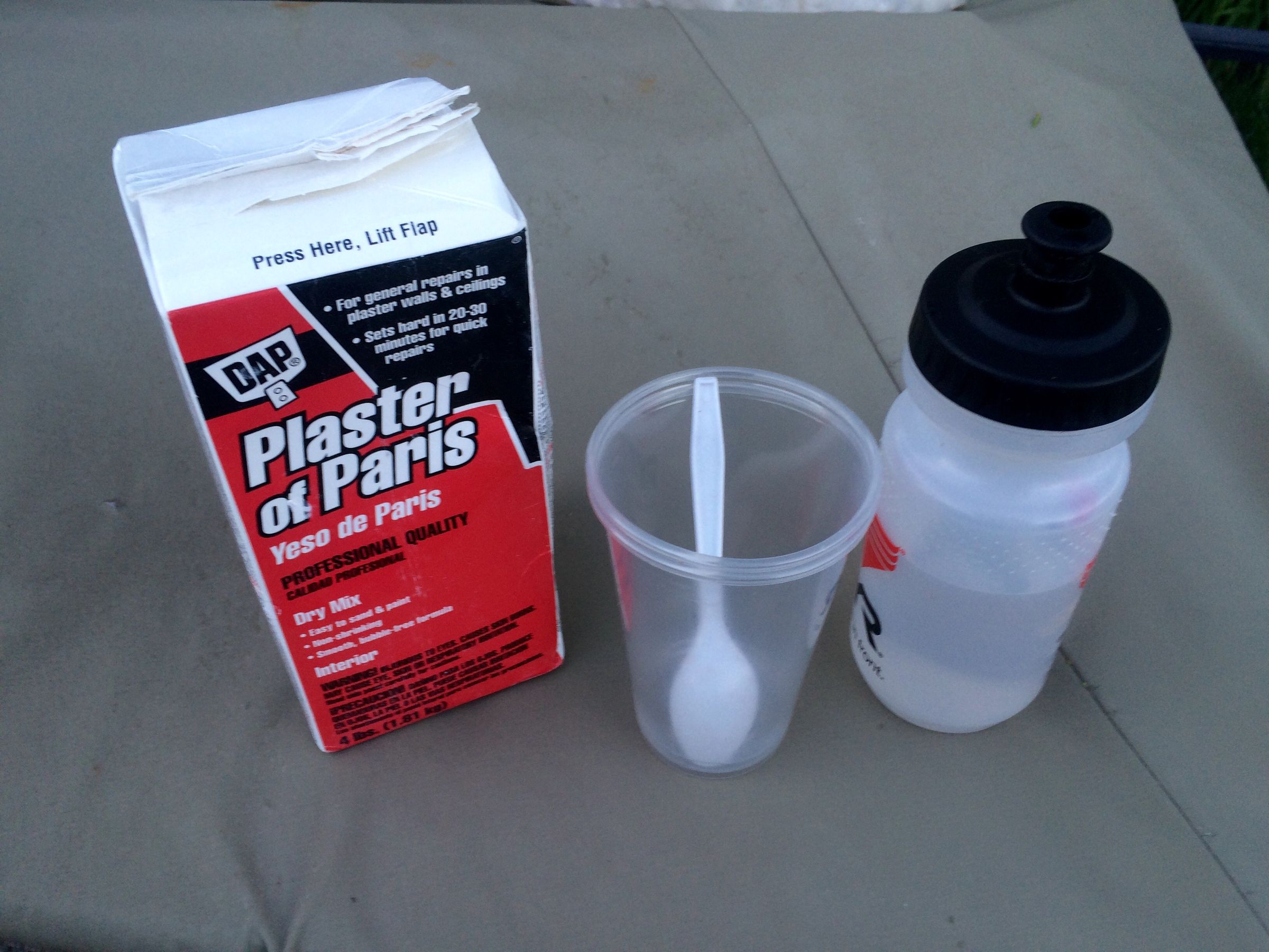 How to Make a Plaster Cast of an Animal Track 4 Steps (with Pictures