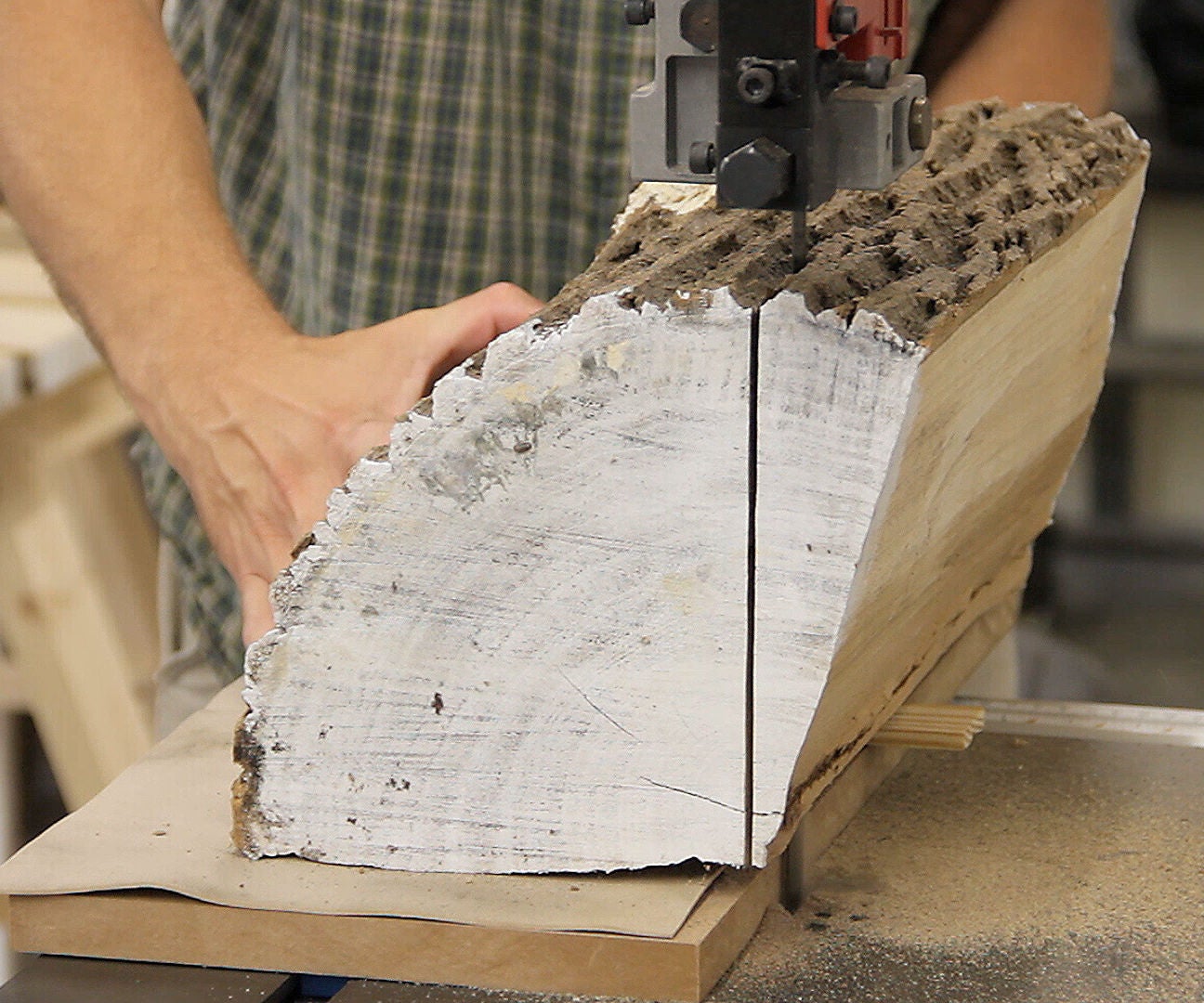 Milling Short Logs on the Bandsaw 11 Steps (with Pictures