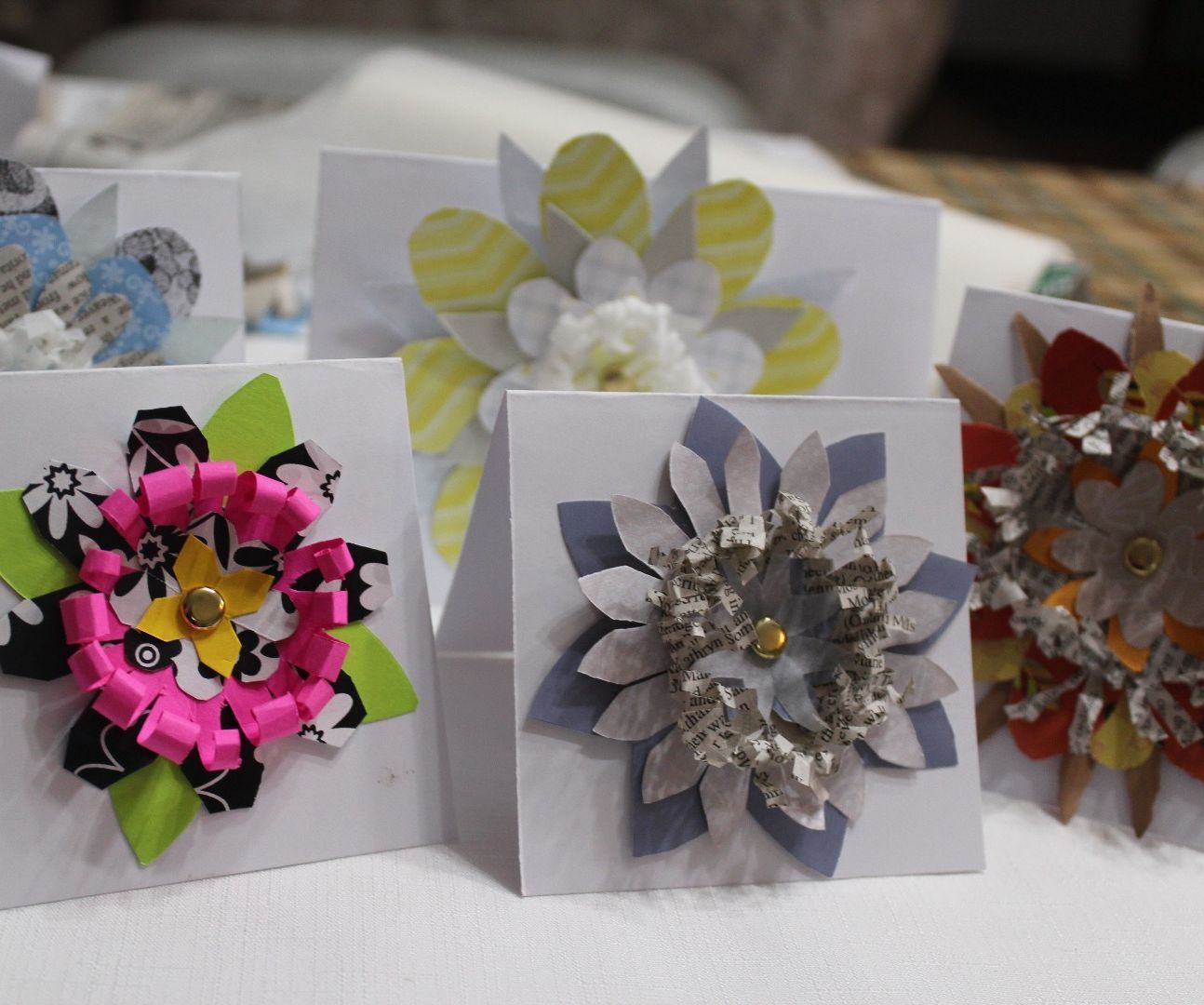 shabby-chic paper flower DIY Project DIY Project Image