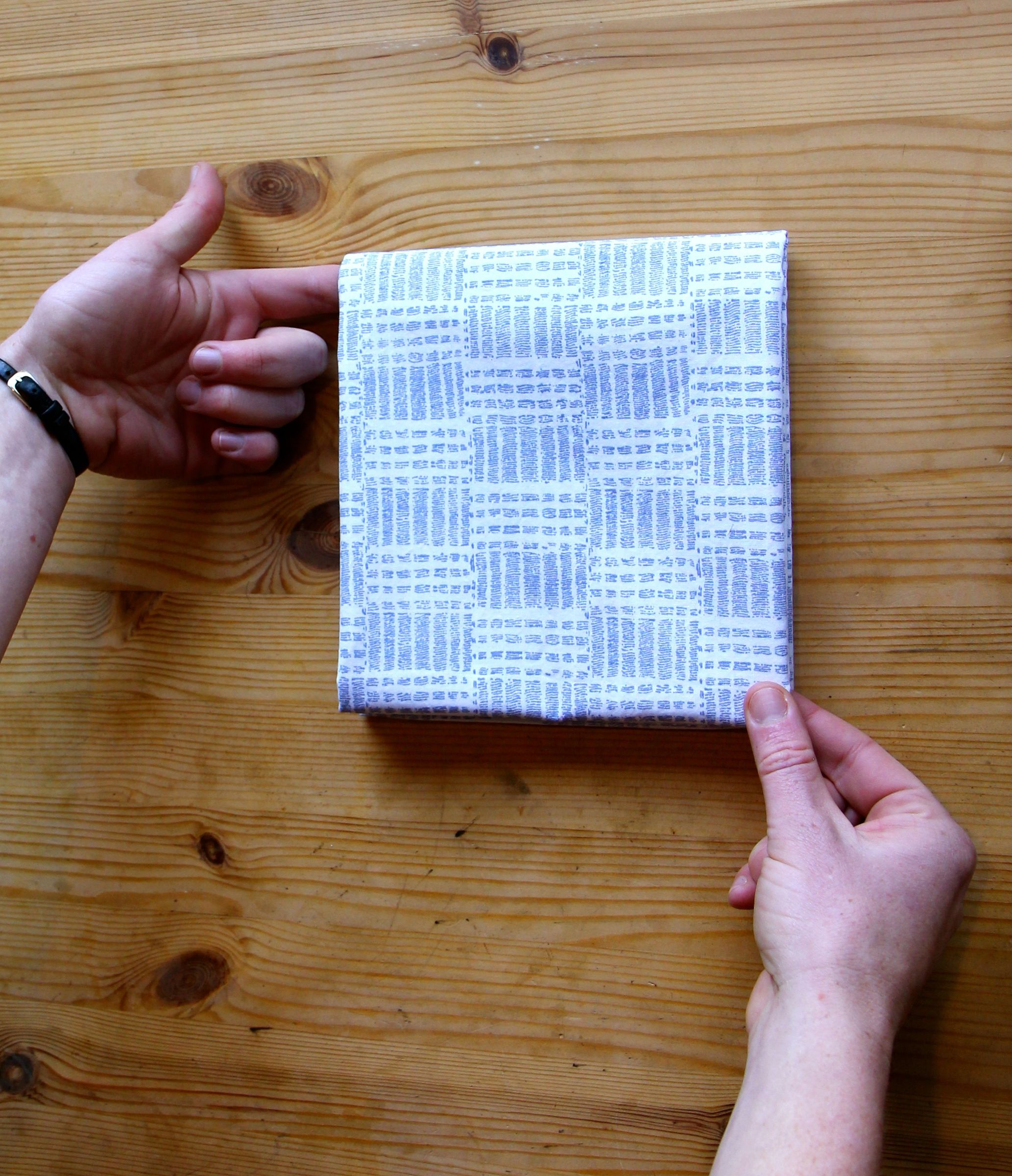 Fold a Pillowcase Like a PRO 9 Steps (with Pictures) Instructables