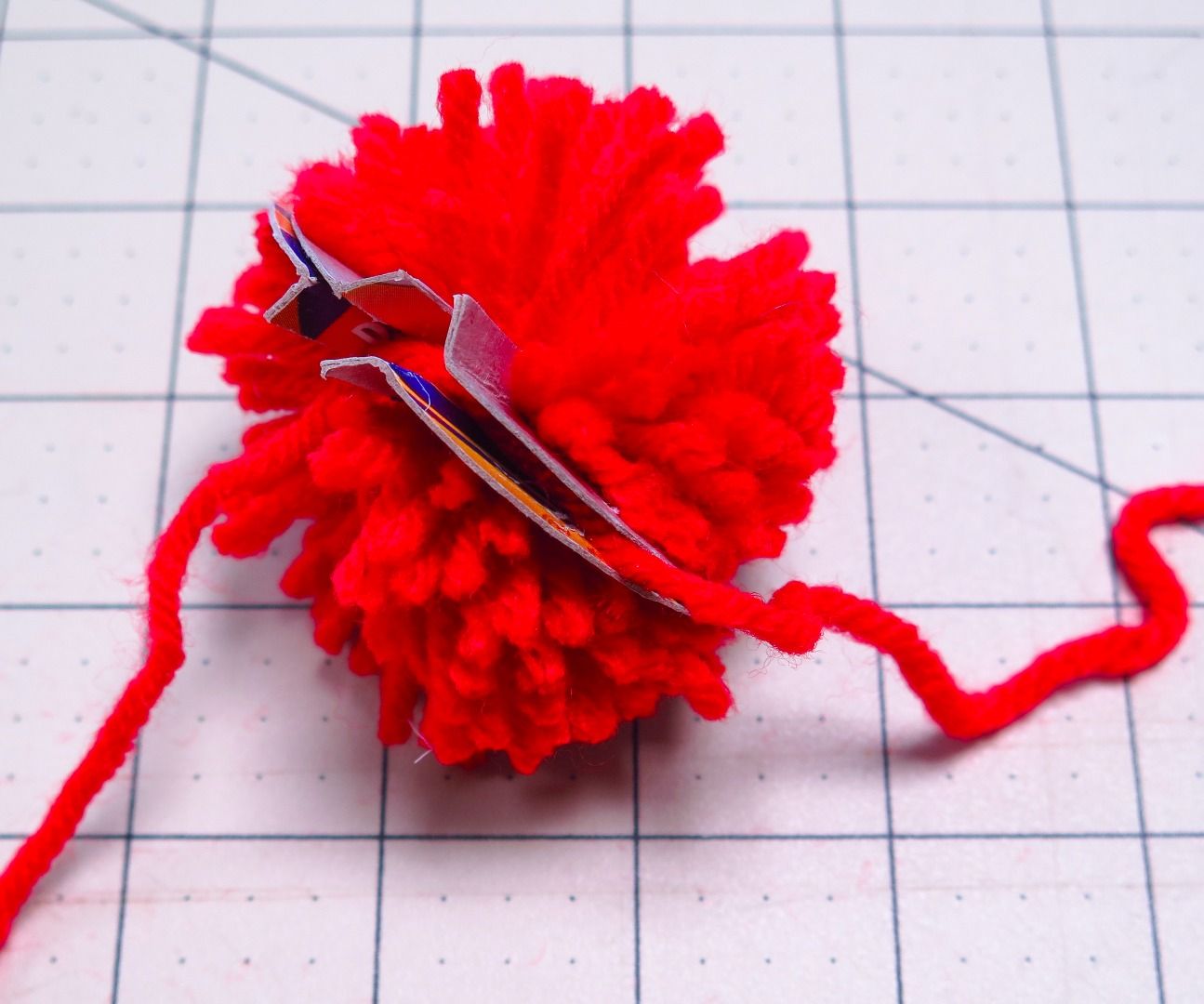 How to Make Pom Poms 8 Steps (with Pictures) Instructables