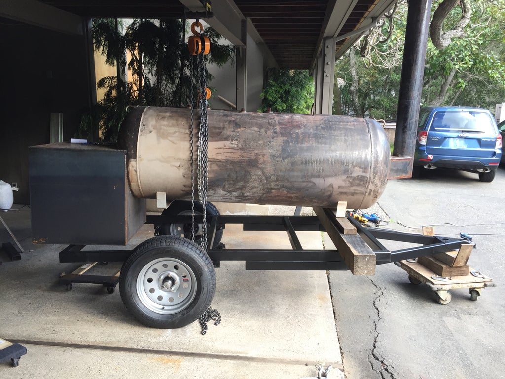 Build A Professional Barbecue Smoker : 14 Steps (With Pictures) -  Instructables
