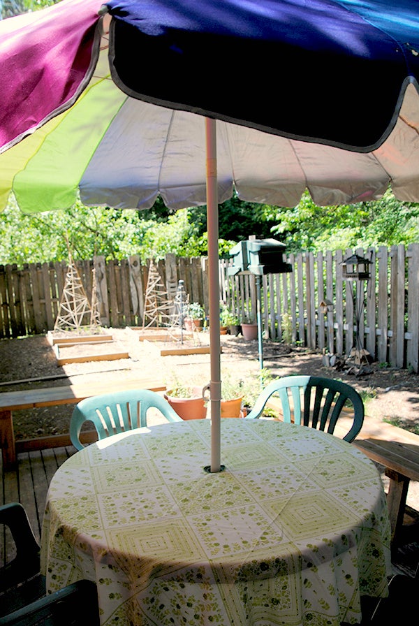 Diy Tablecloth With A Hole For Patio Umbrella 7 Steps Pictures Instructables Diy Tablecloth With A Hole For Patio, How To Put An Umbrella Hole In A Table