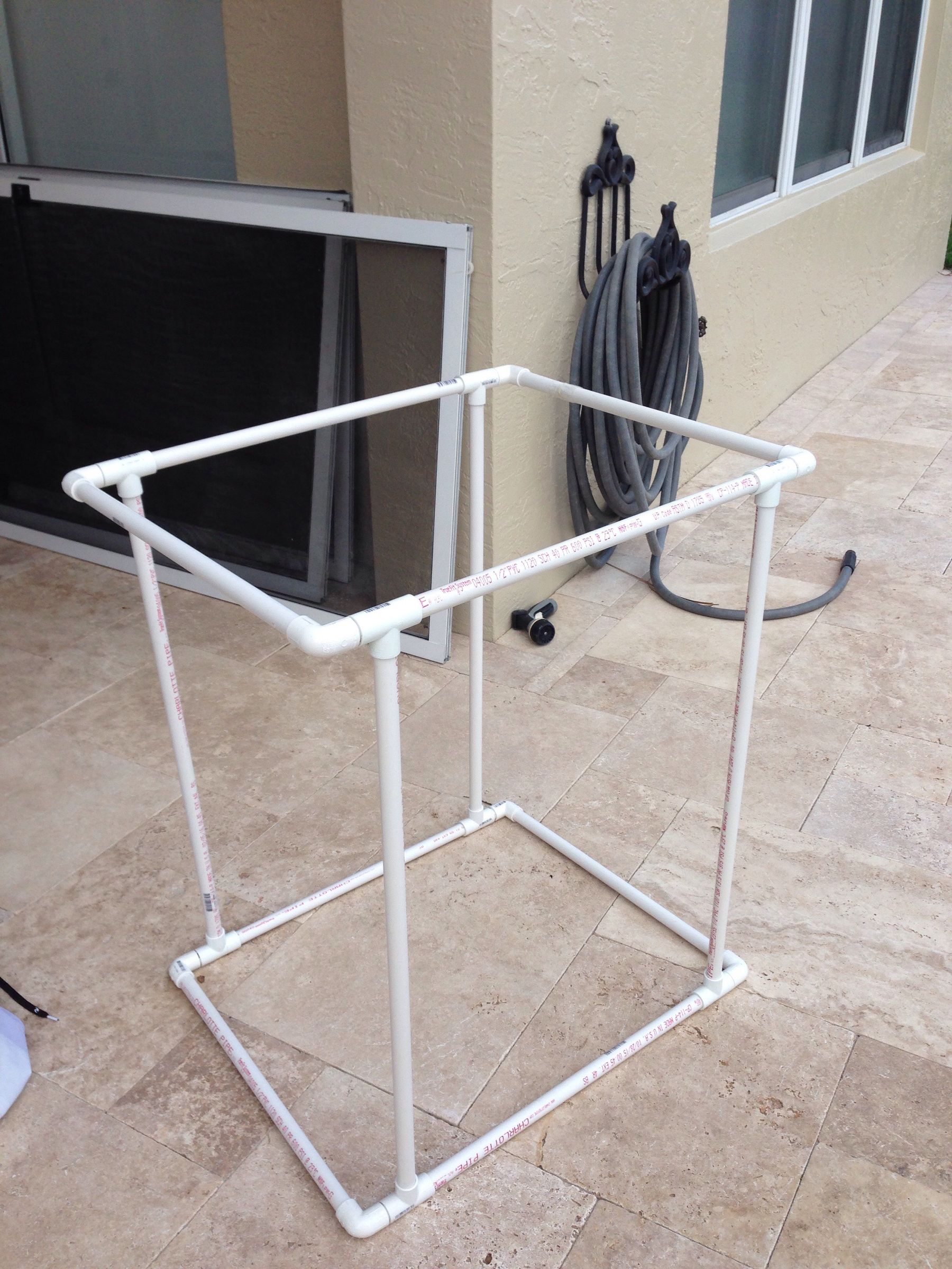 Pool Towel Rack 4 Steps Instructables