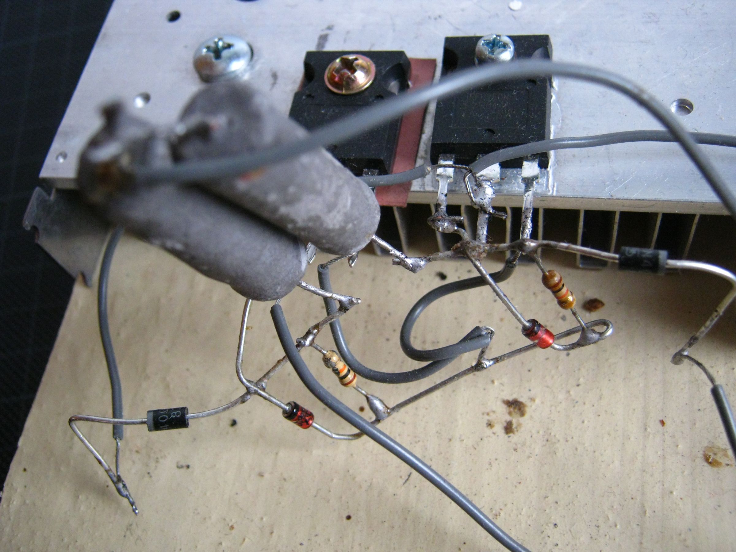 The ZVS Driver 3 Steps Instructables
