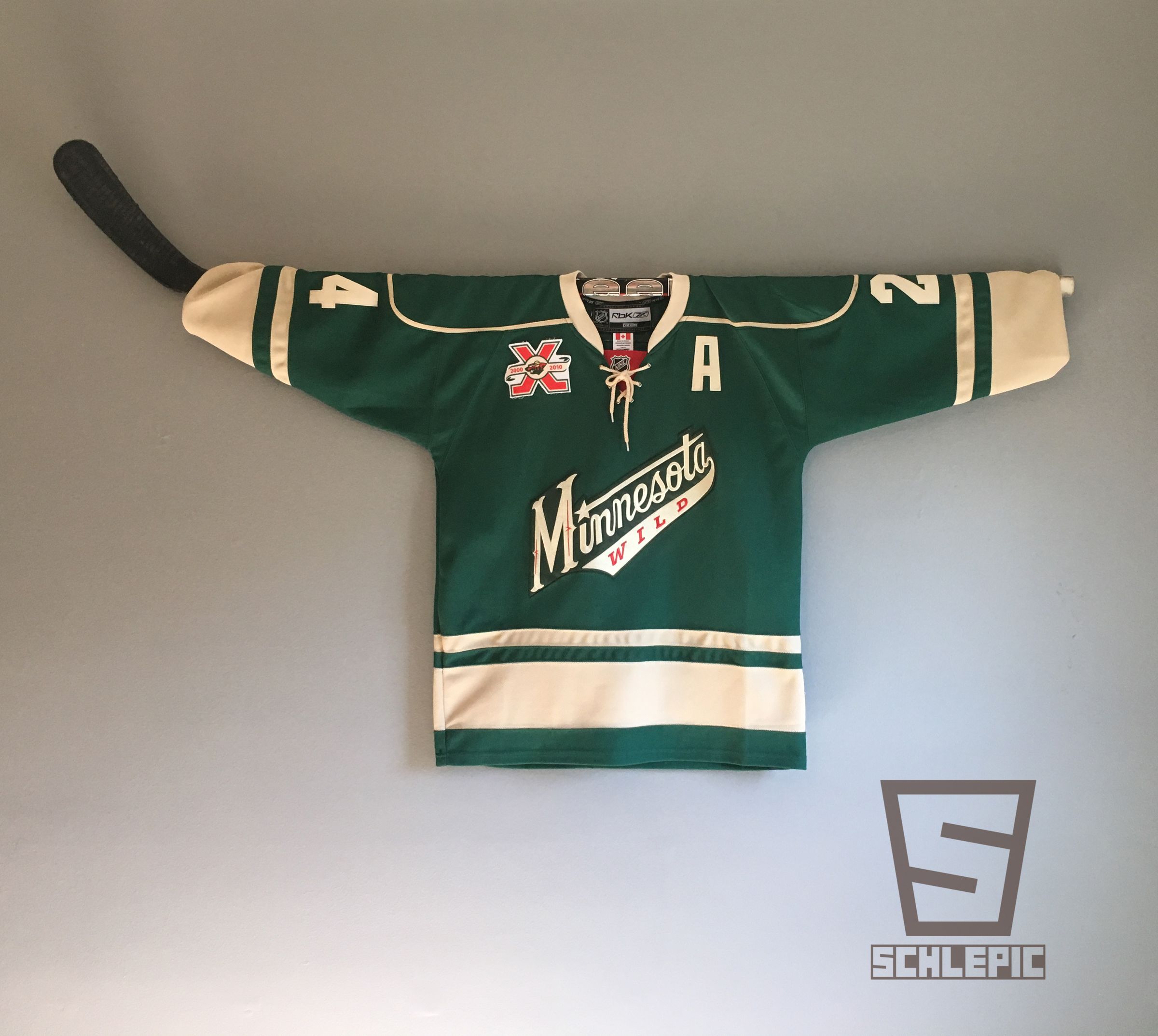 display jerseys on wall